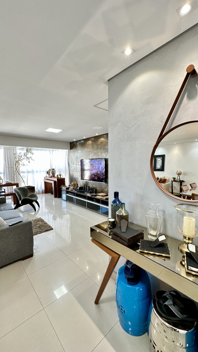 APARTAMENTO COM 3 SUÍTES - JARDIM GOIÁS - Imagem 3