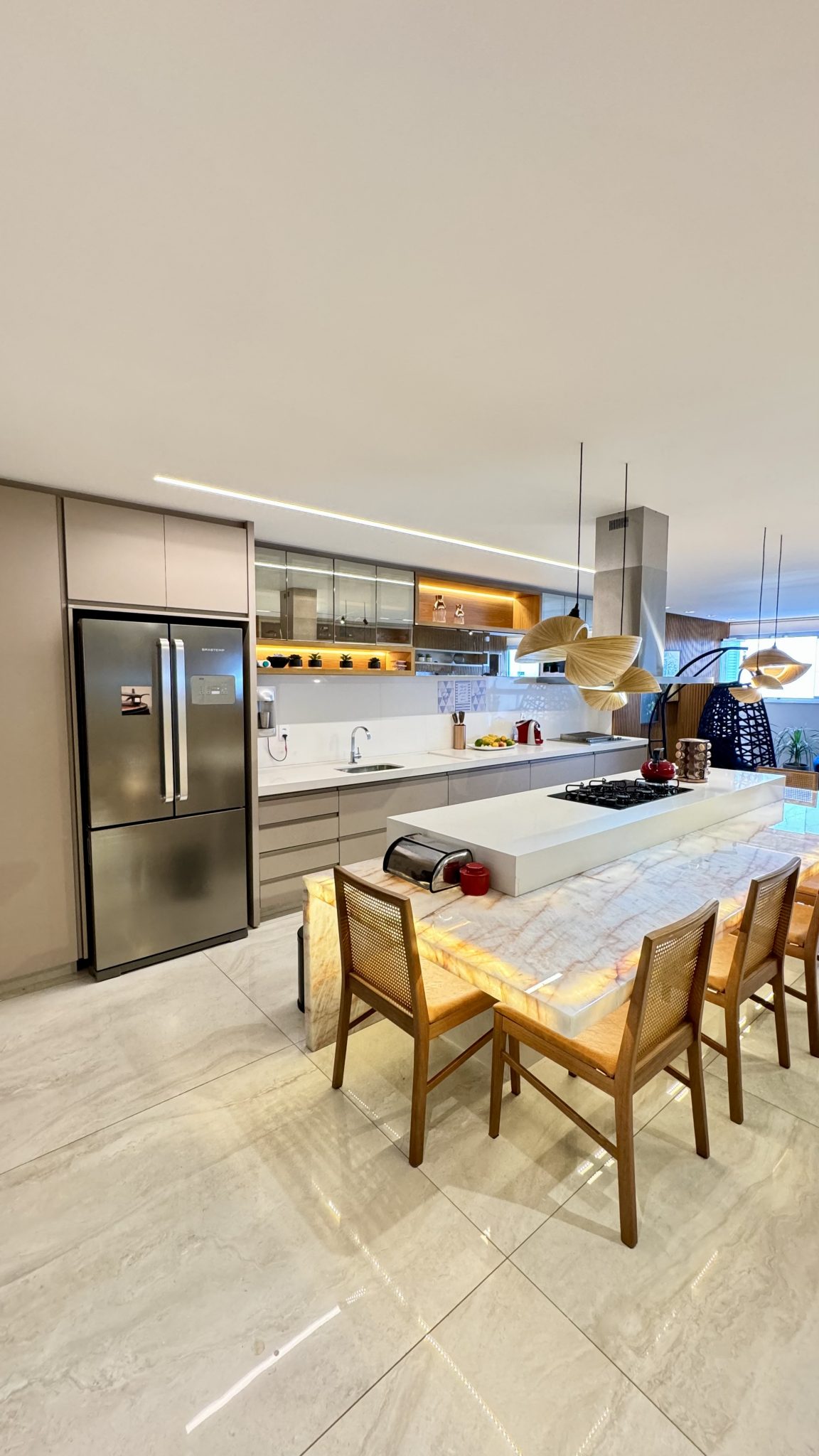 APARTAMENTO ALTÍSSIMO PADRÃO 4 SUÍTES - SETOR MARISTA - Imagem 4