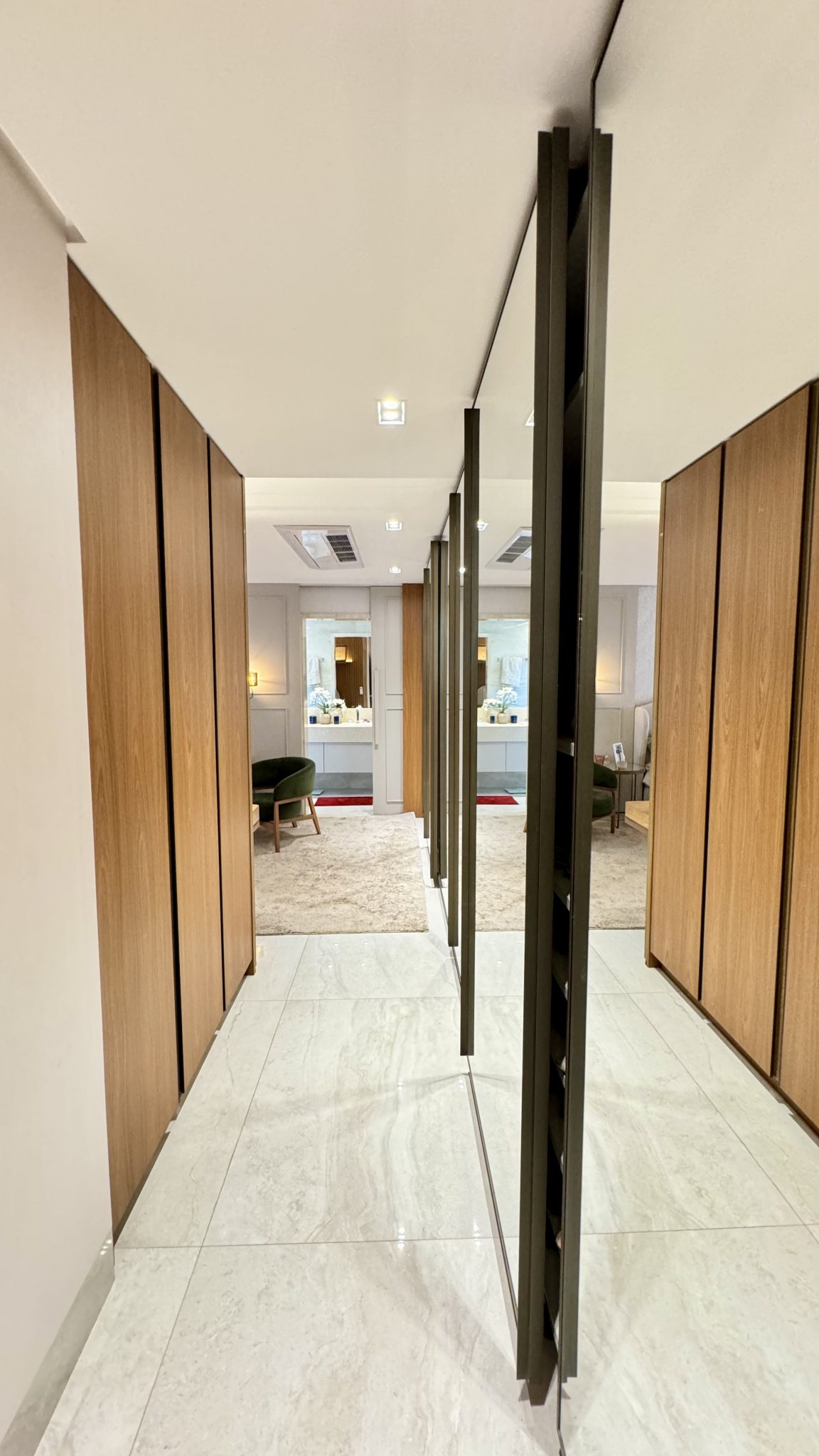 APARTAMENTO ALTÍSSIMO PADRÃO 4 SUÍTES - SETOR MARISTA - Imagem 5