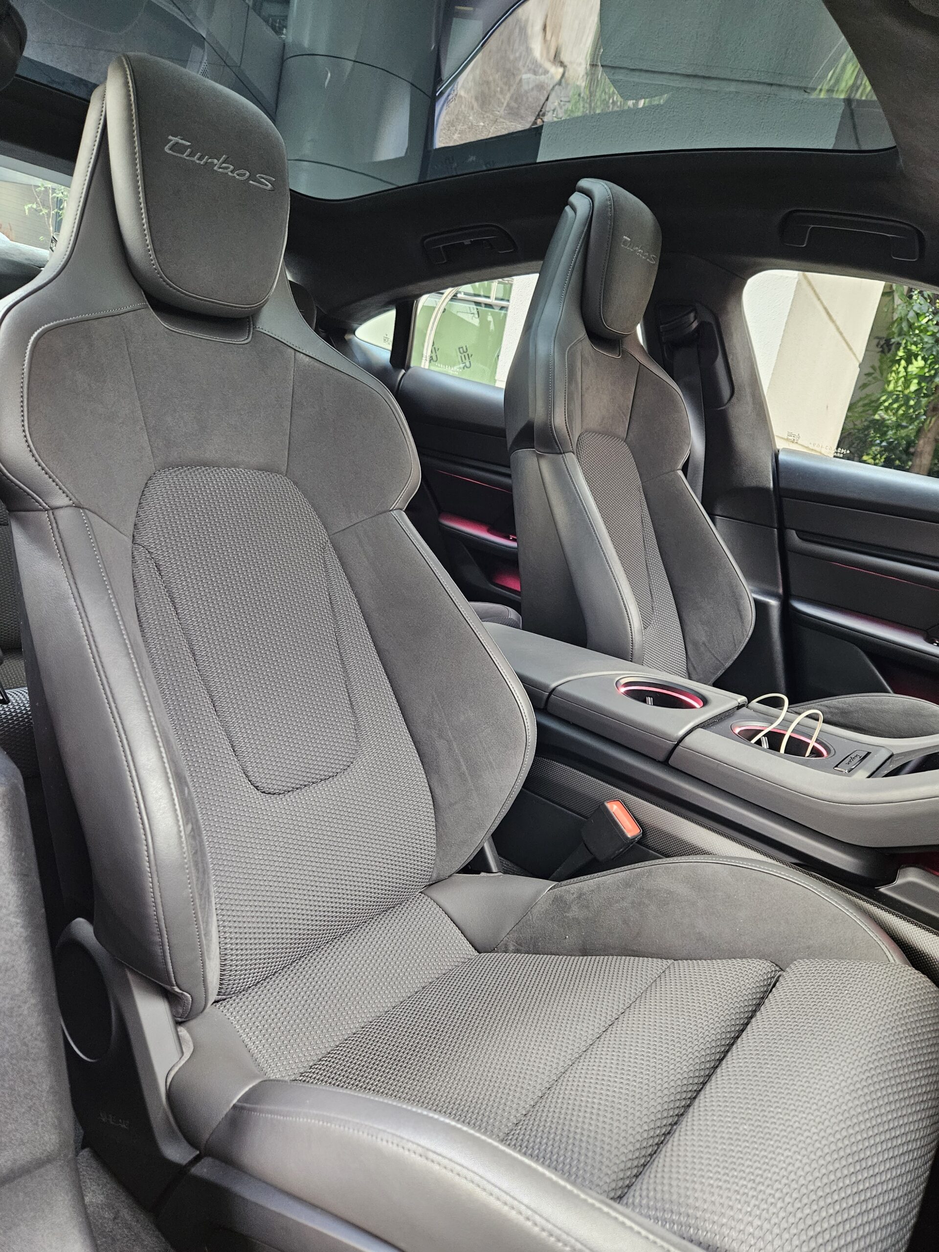 PORSCHE TAYCAN TURBO S ELÉTRICO 2021 - Imagem 15