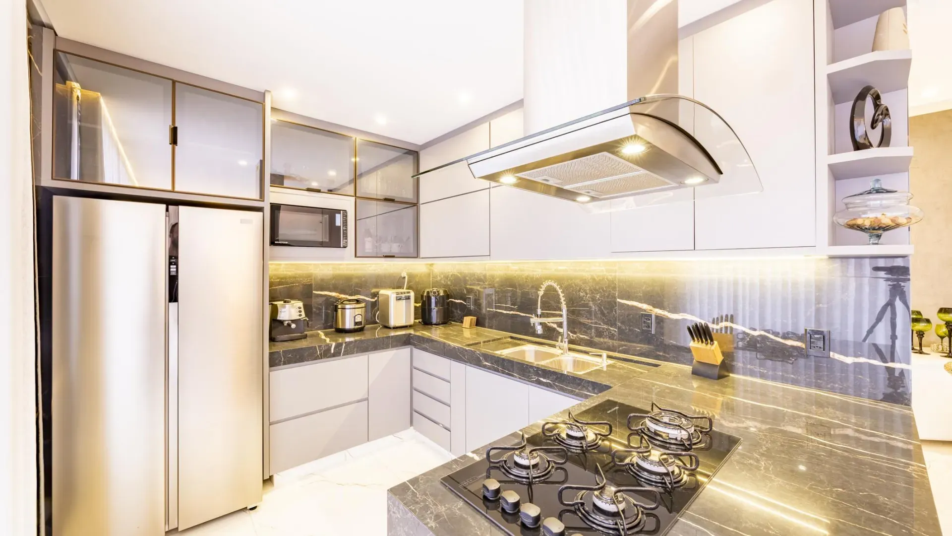 Sobrado à Venda no Jardins Porto com 3 Suítes - Imagem 12