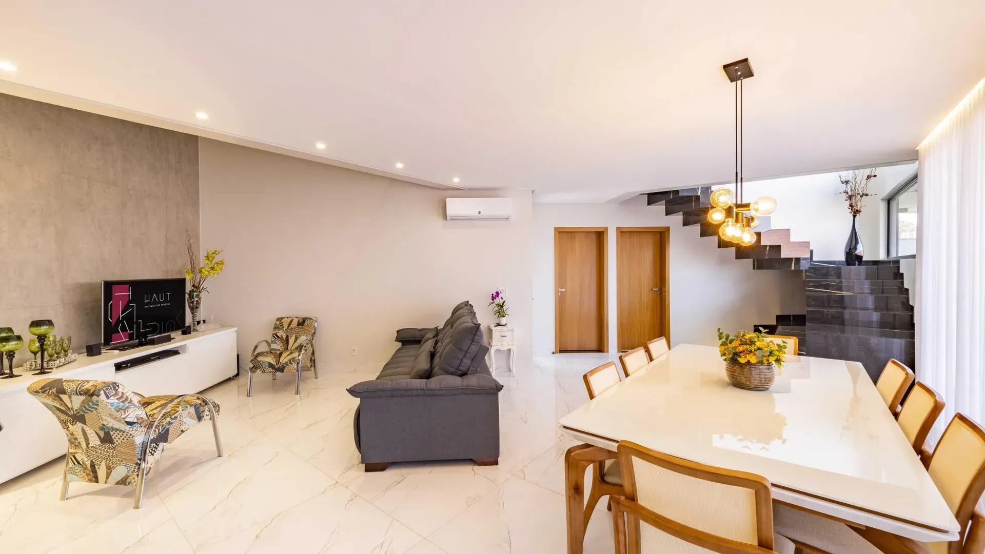 Sobrado à Venda no Jardins Porto com 3 Suítes - Imagem 13