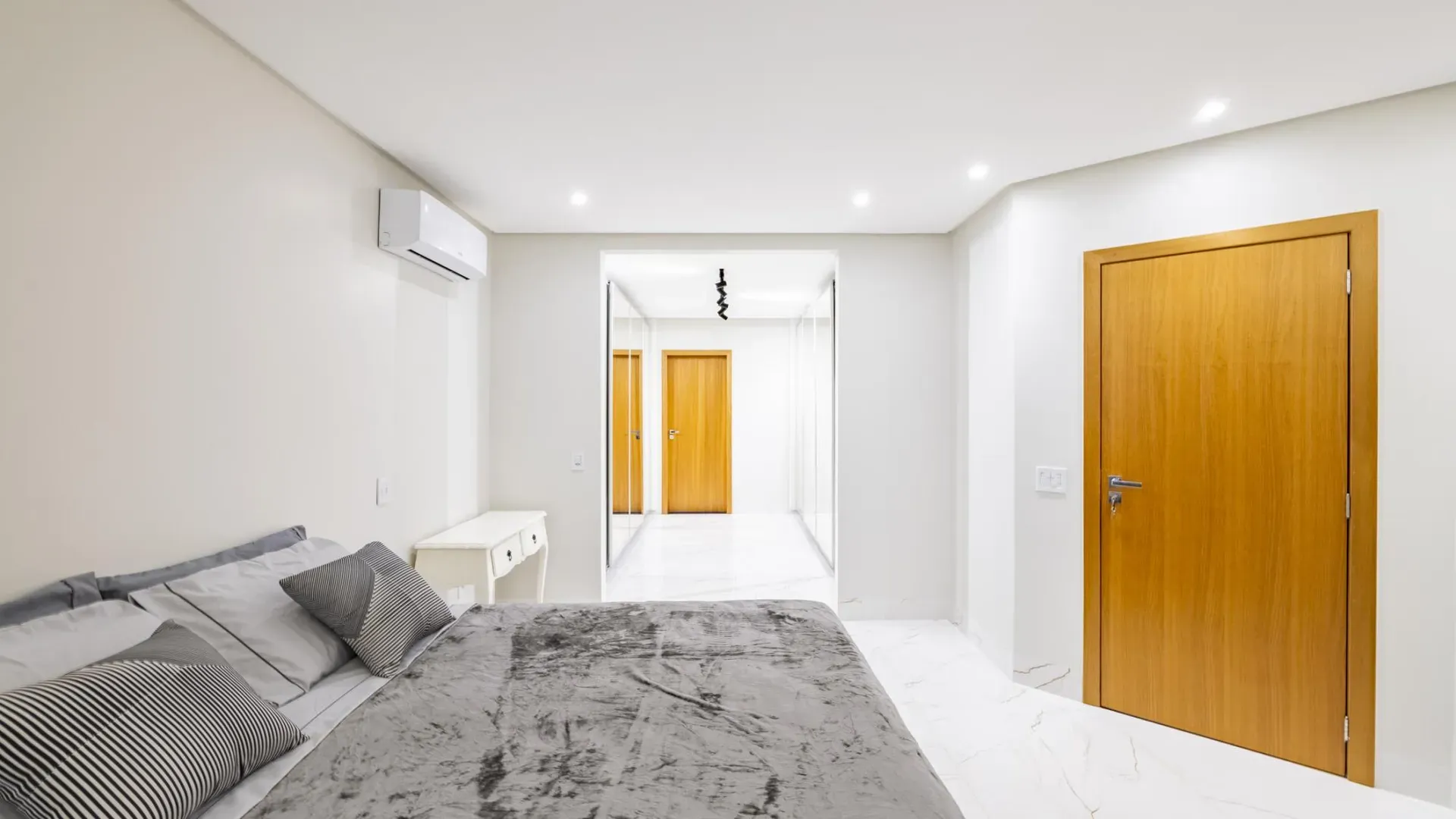 Sobrado à Venda no Jardins Porto com 3 Suítes - Imagem 17