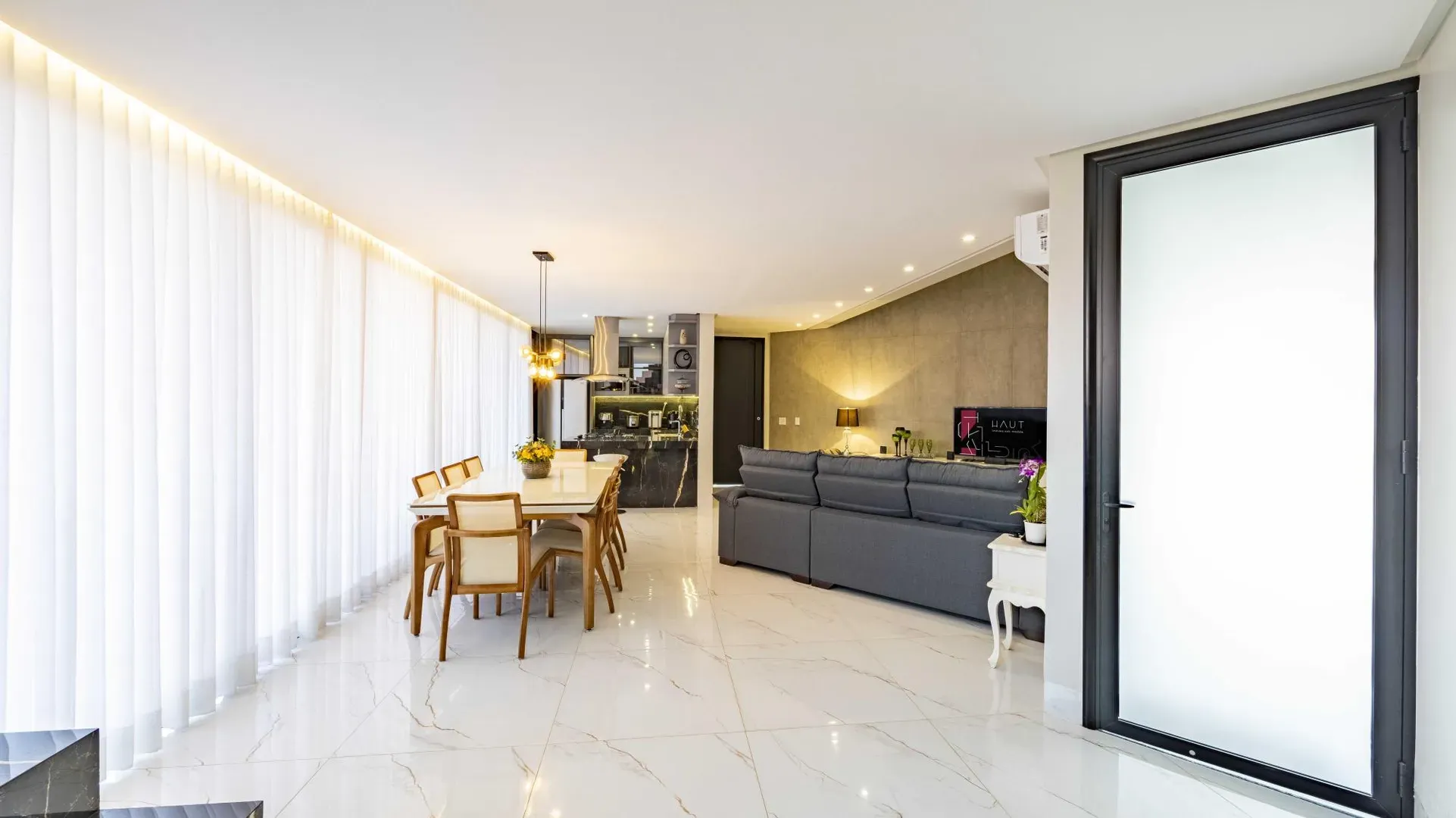 Sobrado à Venda no Jardins Porto com 3 Suítes - Imagem 6