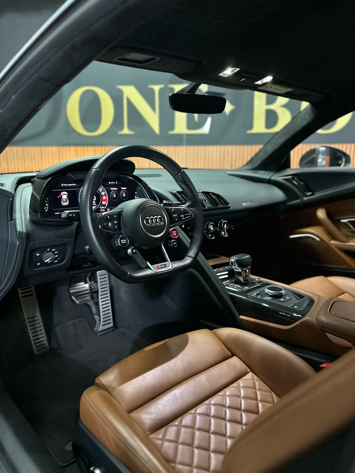 AUDI R8 V10 5.2L 2021 - Imagem 26