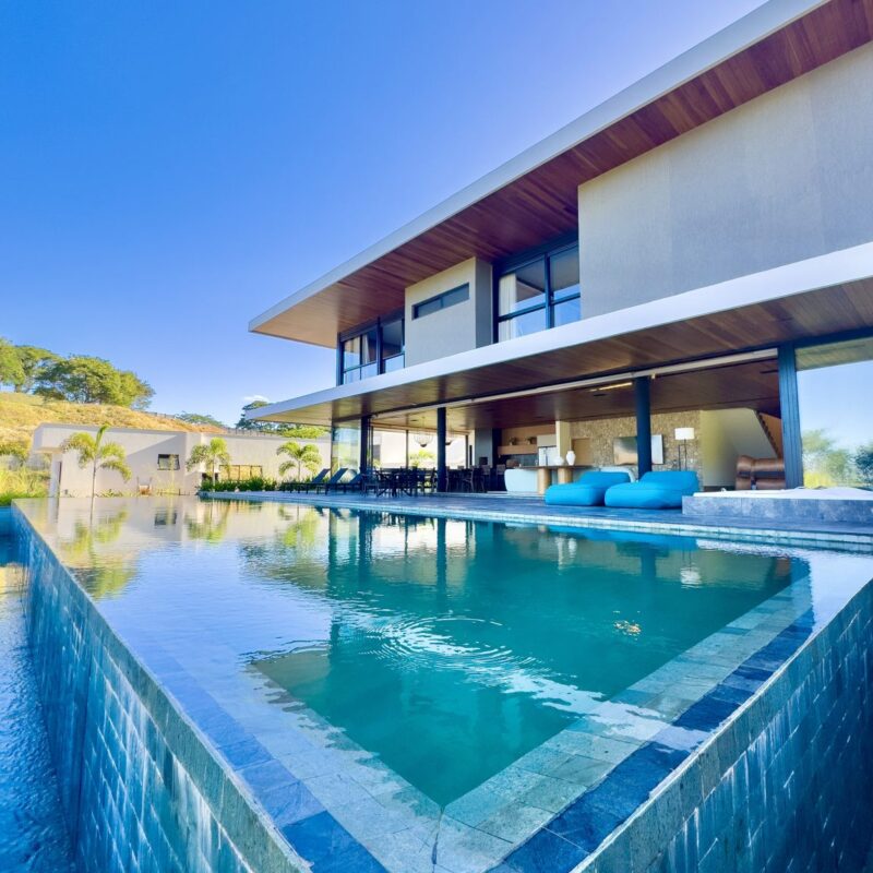 Mega Casa de Altíssimo Padrão no Aldeia do Vale em Goiânia (de cinema).