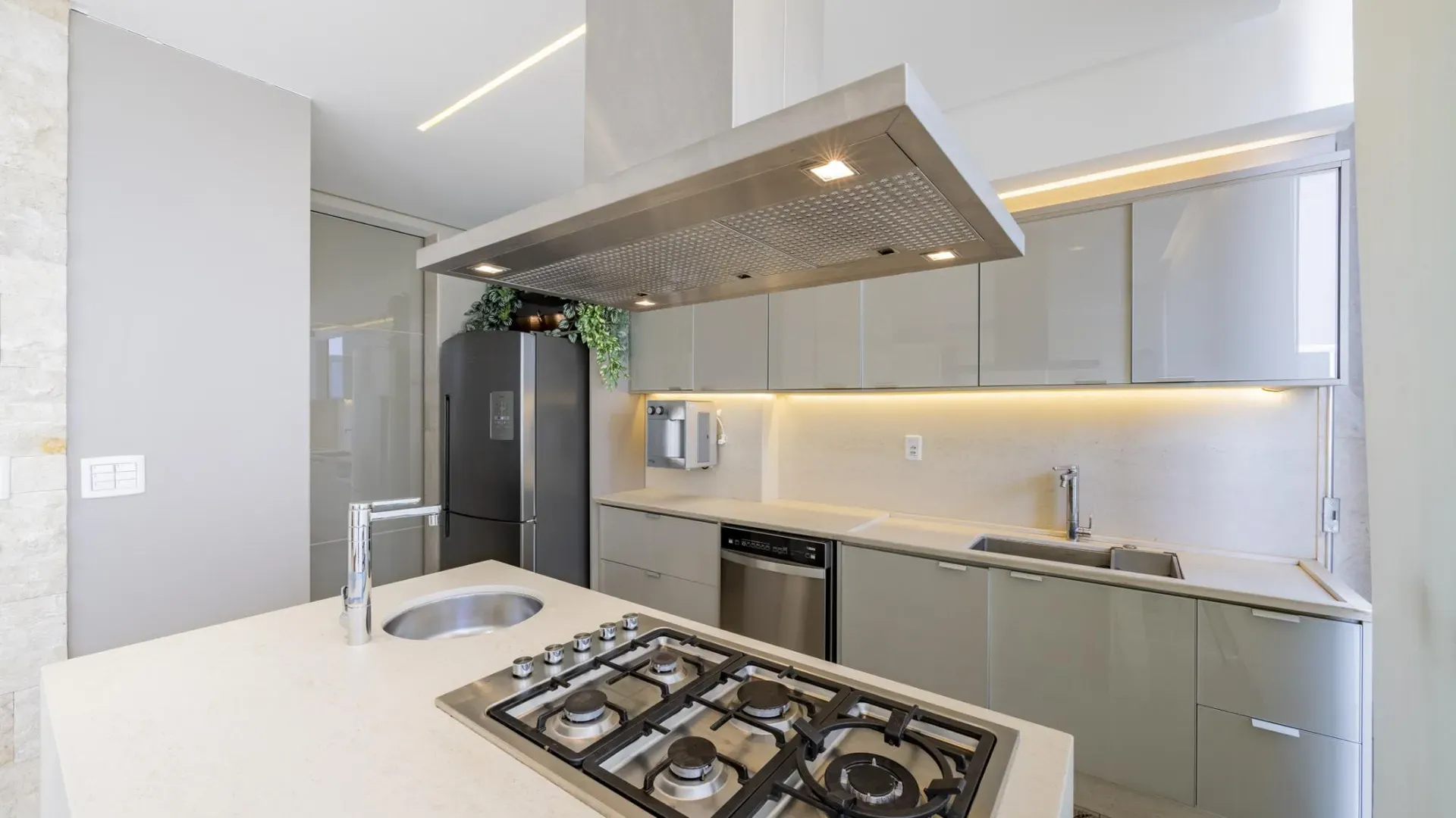 Cobertura de Luxo a Venda com 222 m2 no Setor Oeste, Próxima a Praça do Sol - Imagem 10