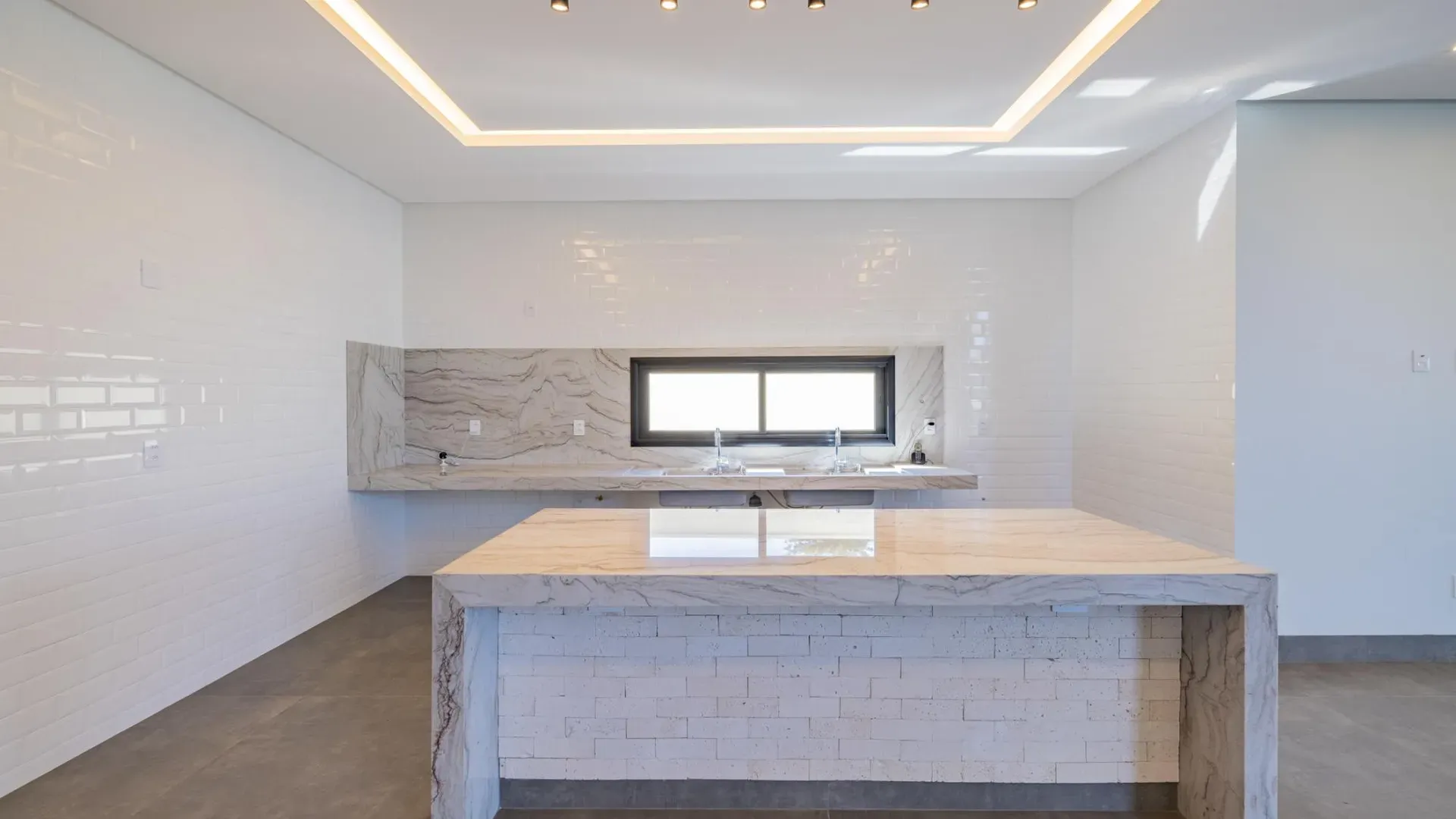 Sobrado com 382 m² Construídos e Diferenciais Surpreendentes - Imagem 10