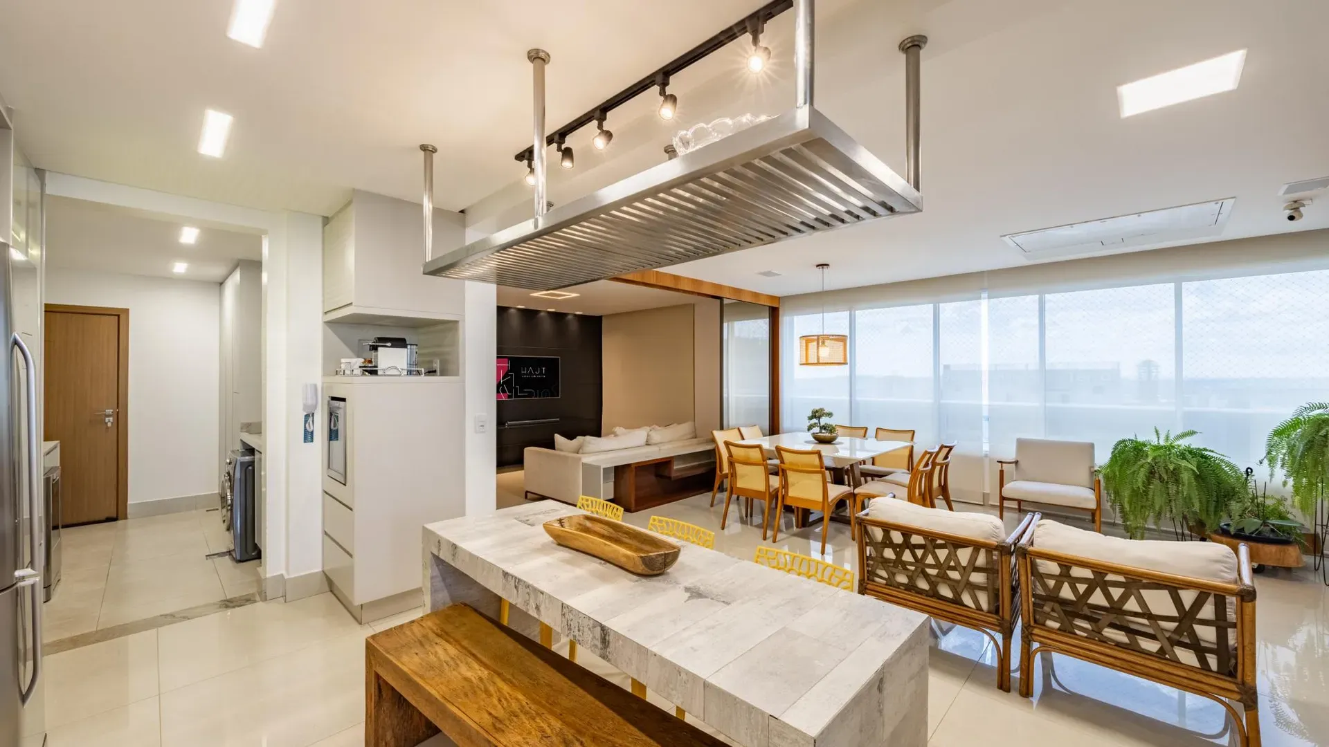 Apartamento à Venda Mobiliado , Residencial Monte Logan , com 4 Suítes no Setor Bueno - Imagem 12