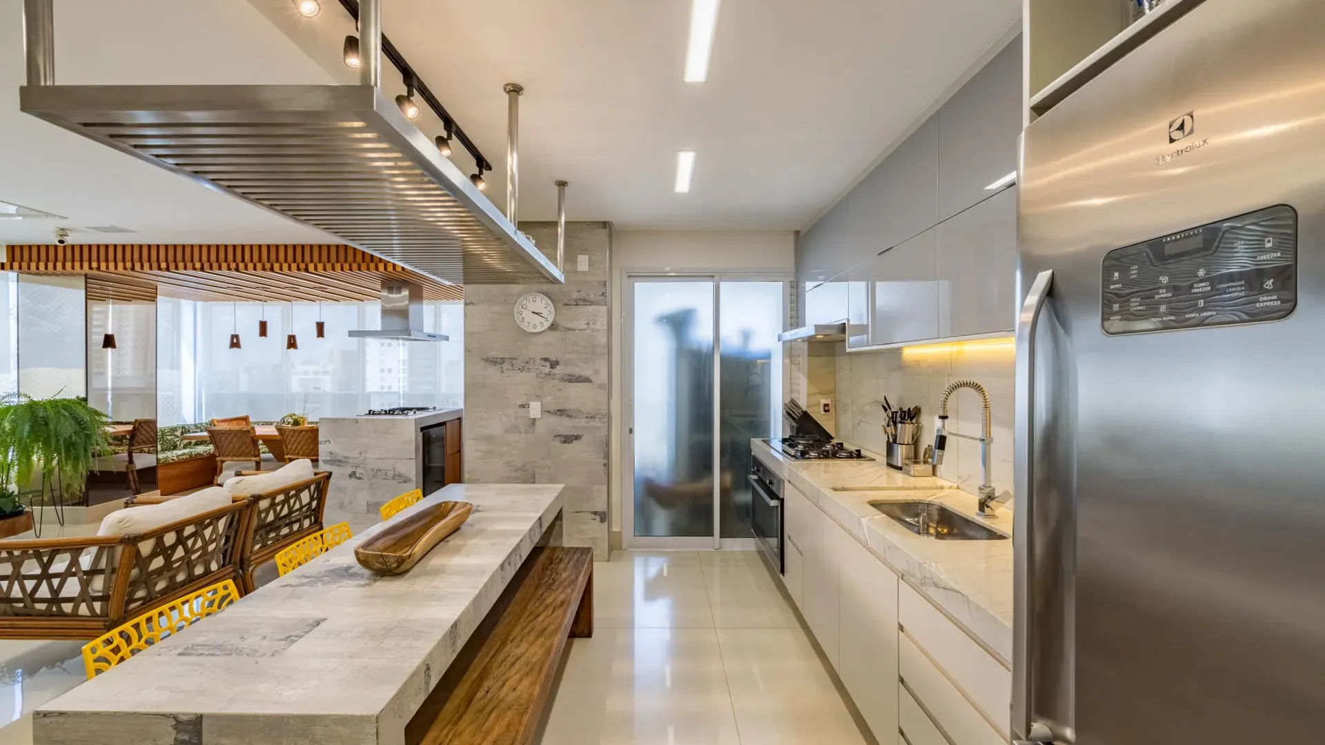 Apartamento à Venda Mobiliado , Residencial Monte Logan , com 4 Suítes no Setor Bueno - Imagem 13