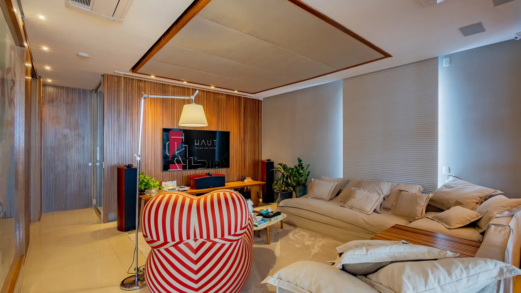 Apartamento com 3 Suítes + Home, Mobiliado, no Setor Oeste - Imagem 15