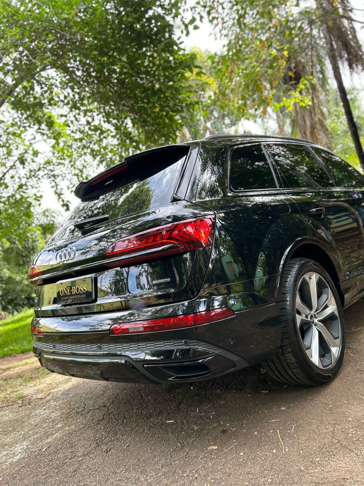AUDI Q7 PERFORMANCE BLACK 2022 - Imagem 19
