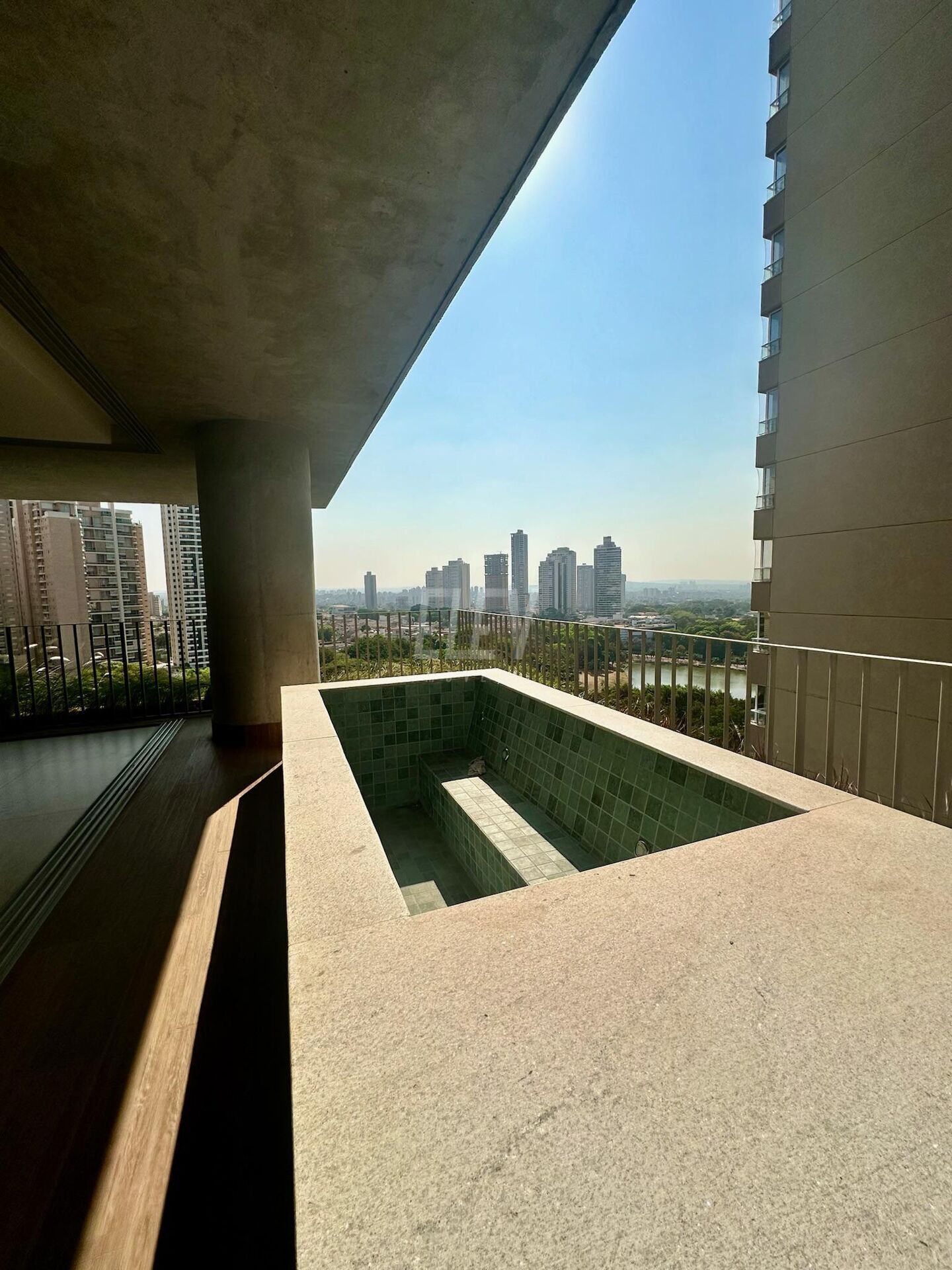 Epic City Home - Imagem 2