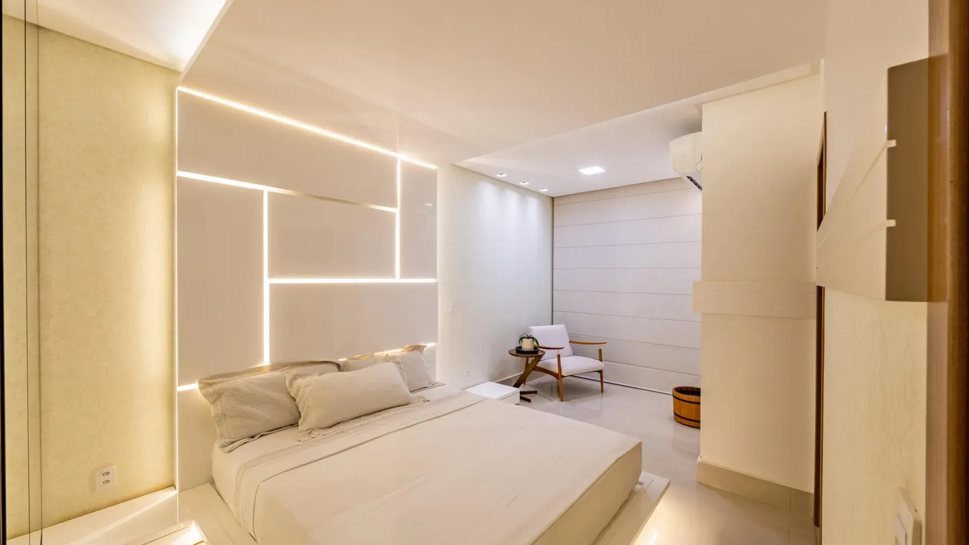 Apartamento à Venda Mobiliado , Residencial Monte Logan , com 4 Suítes no Setor Bueno - Imagem 23