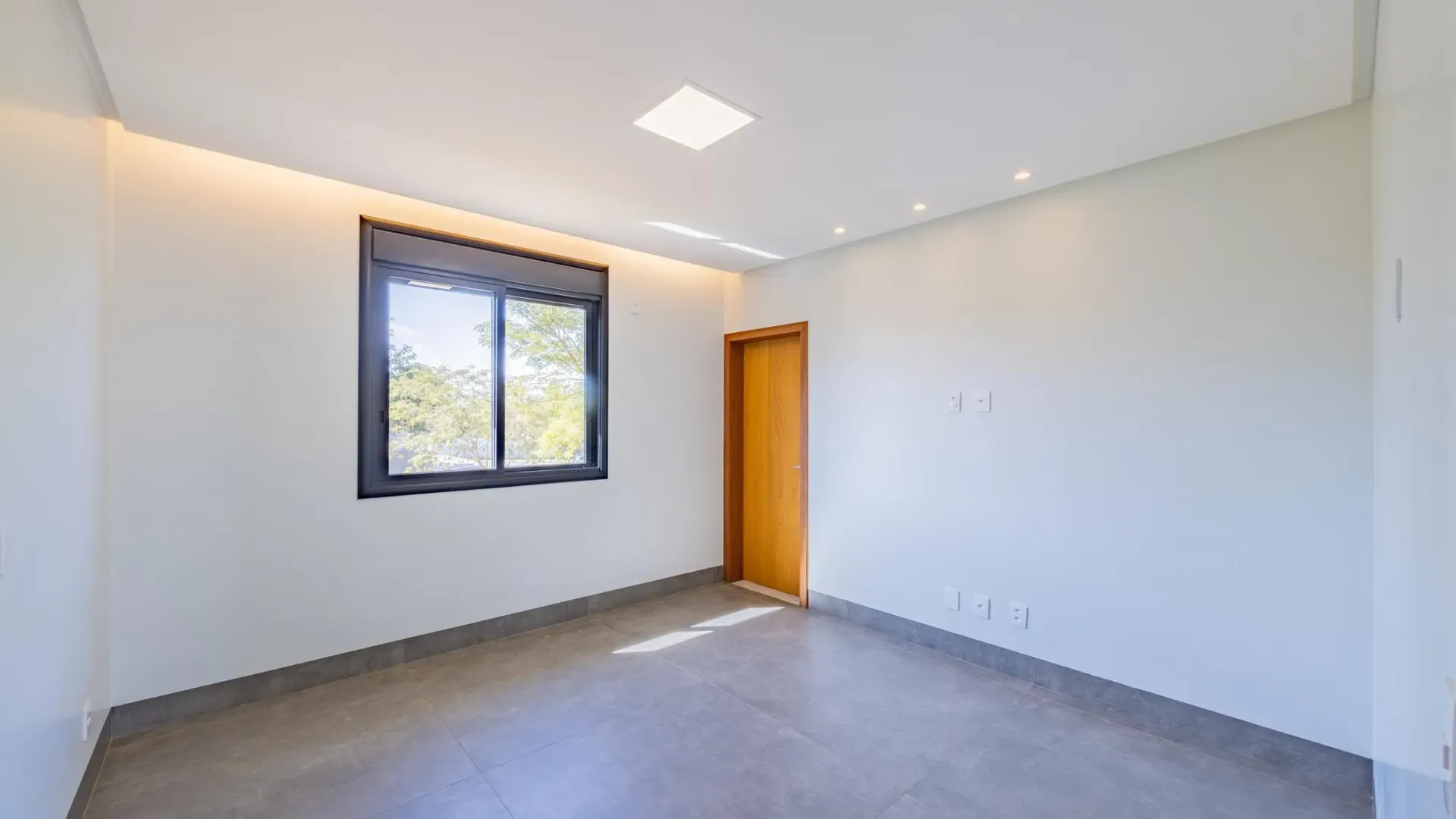 Sobrado com 382 m² Construídos e Diferenciais Surpreendentes - Imagem 27