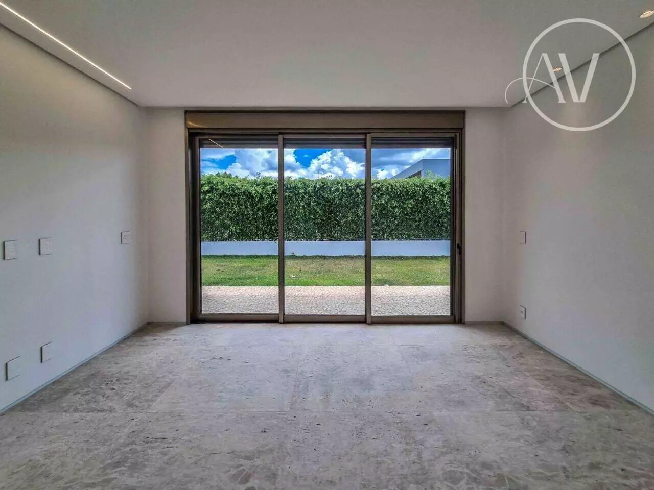 SMDB Conjunto 19 - CLEAN E TÉRREA, 5 Suítes em Condomínio Fechado - Imagem 27