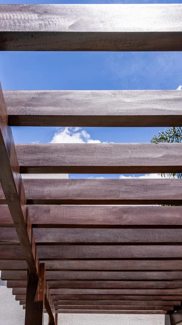 Casa Elegante e com Bela Piscina no Portal do Sol I. - Imagem 29