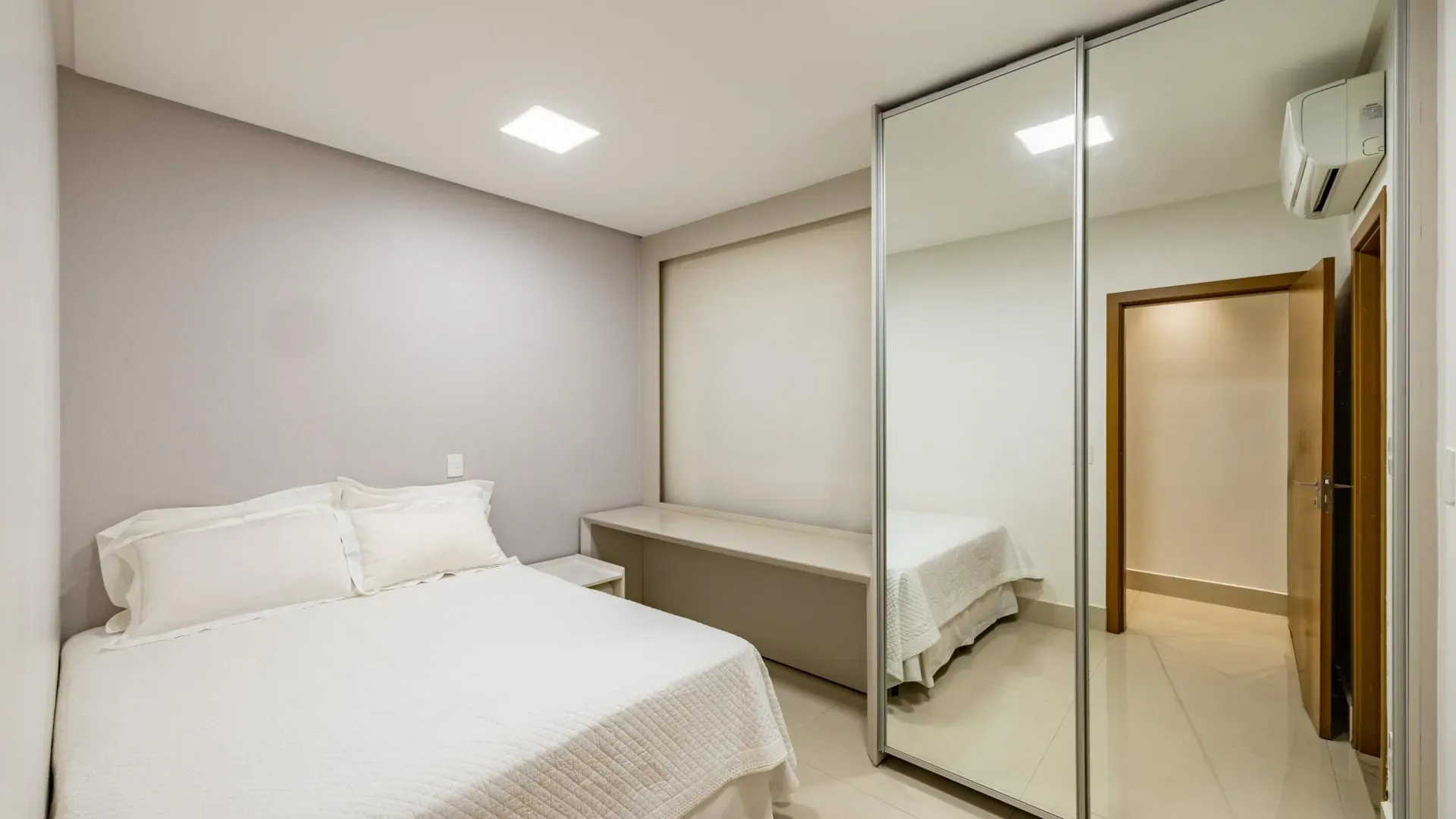 Apartamento à Venda Mobiliado , Residencial Monte Logan , com 4 Suítes no Setor Bueno - Imagem 30