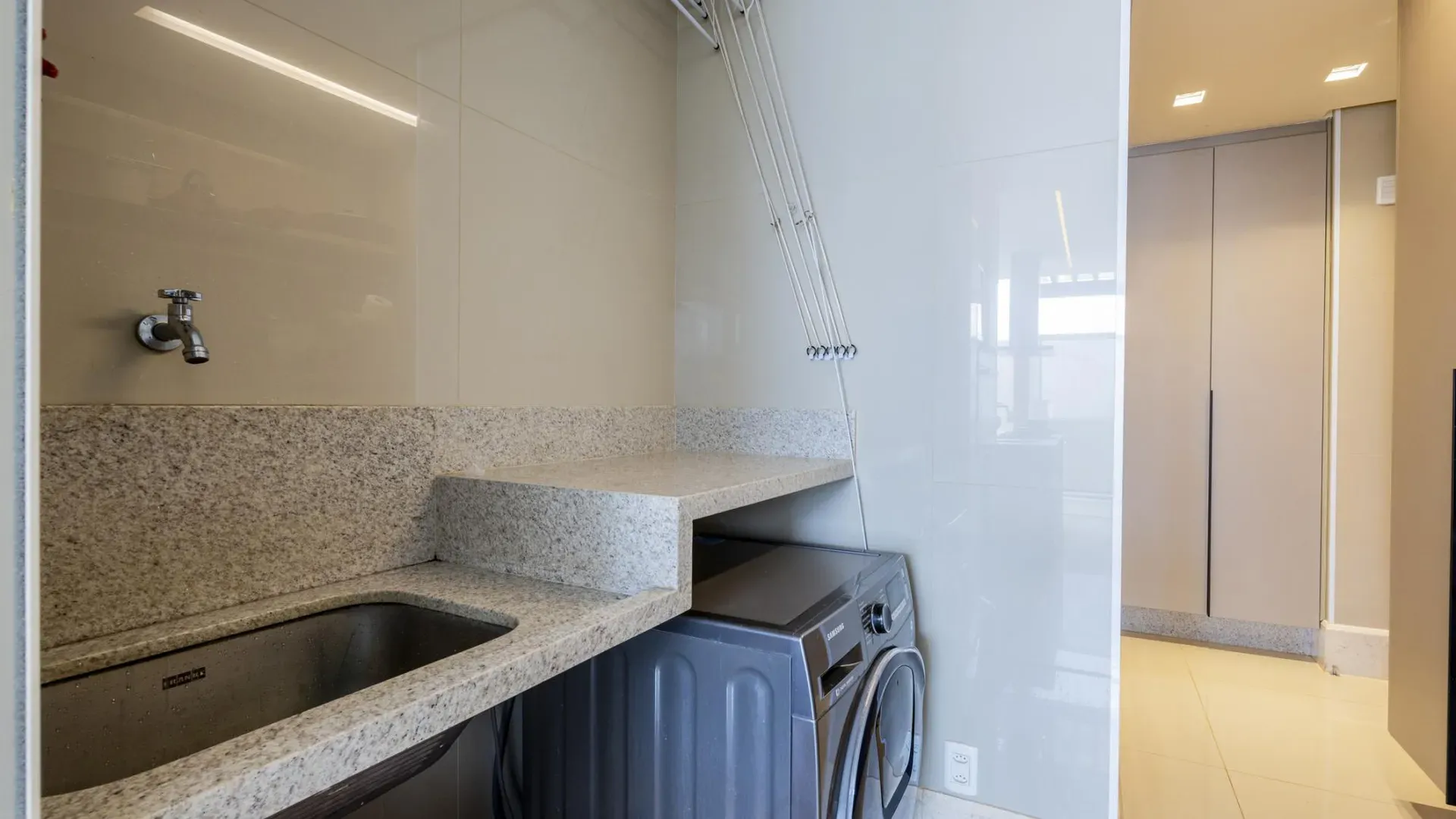 Cobertura de Luxo a Venda com 222 m2 no Setor Oeste, Próxima a Praça do Sol - Imagem 32