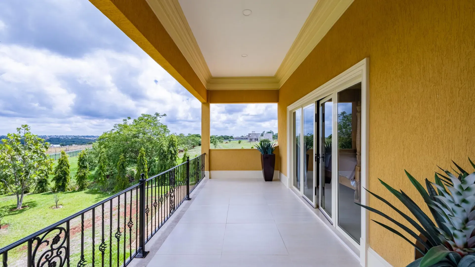 Casa com 4 Suítes e Lazer Completo em Hidrolândia - Imagem 34