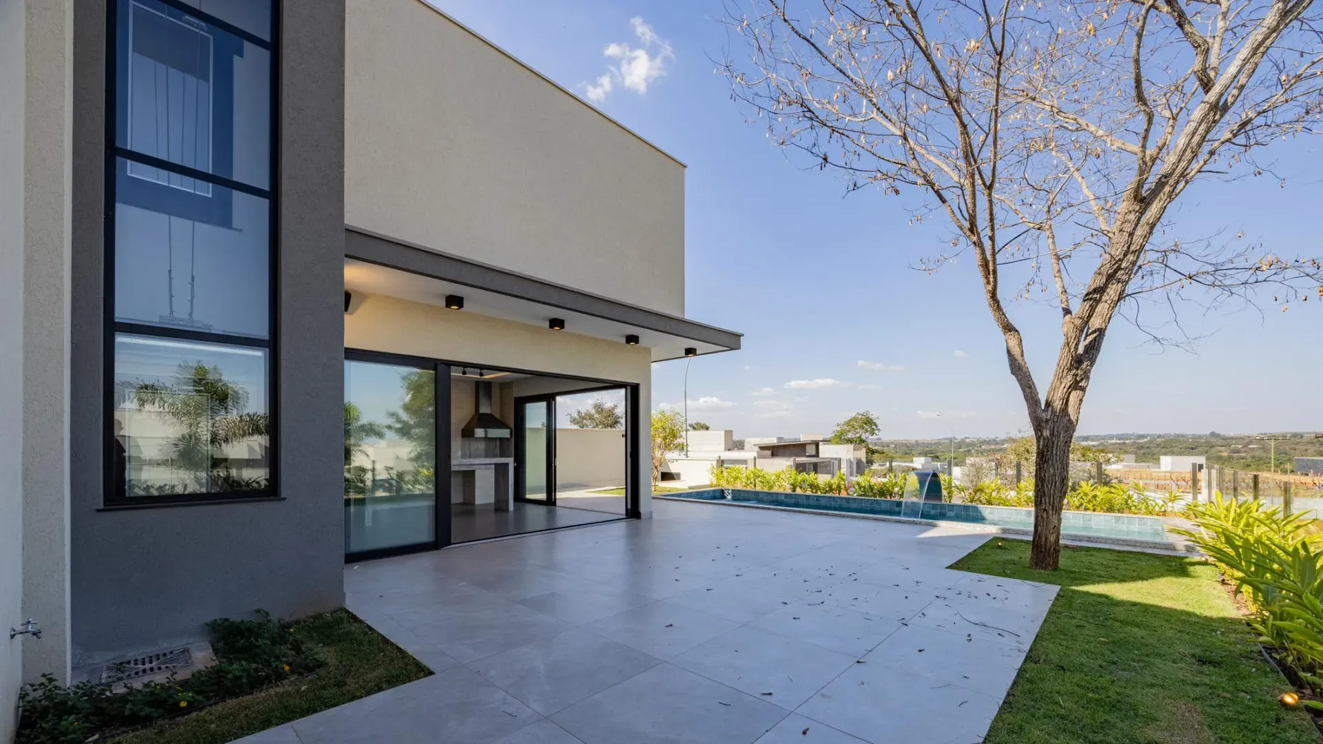 Sobrado com 382 m² Construídos e Diferenciais Surpreendentes - Imagem 37