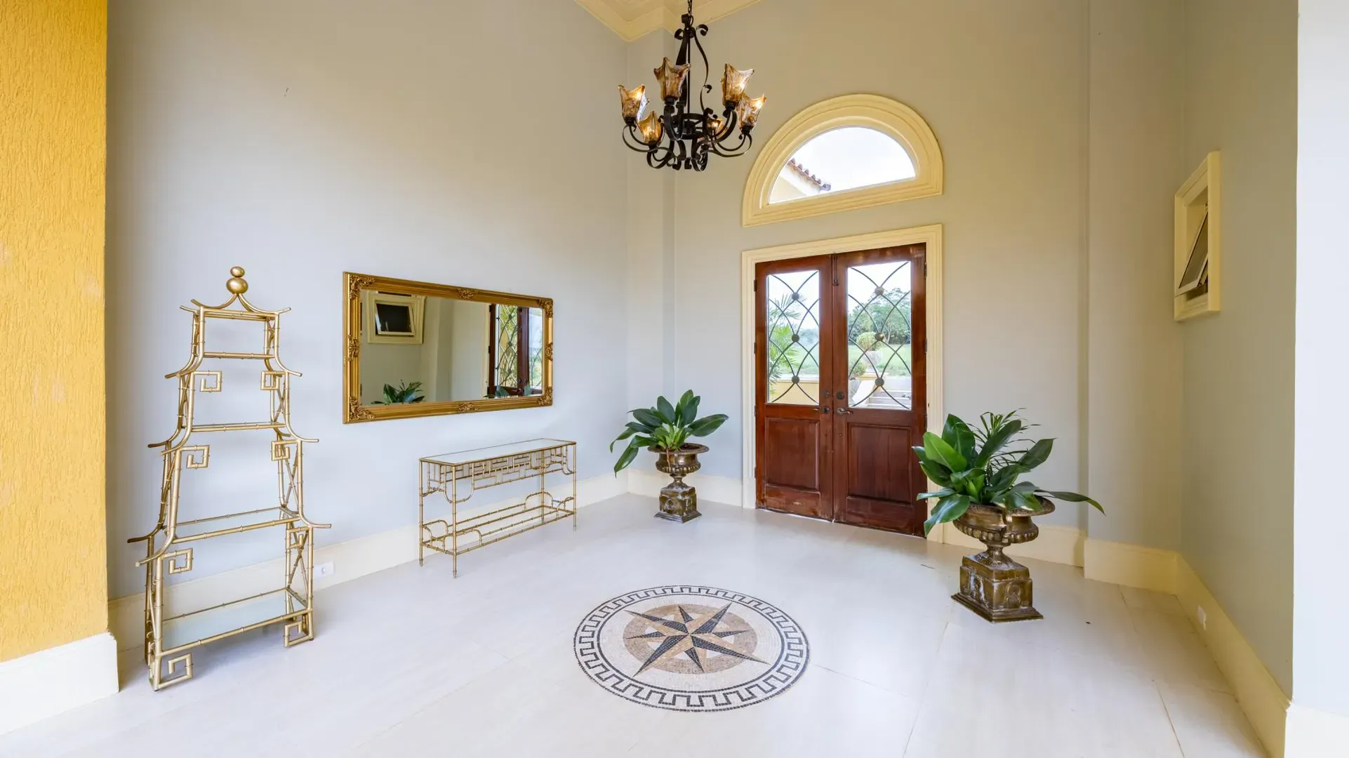 Casa com 4 Suítes e Lazer Completo em Hidrolândia - Imagem 37