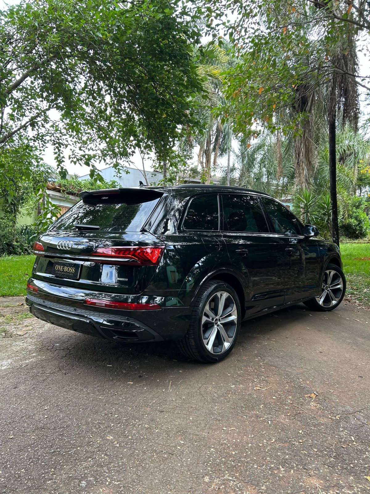 AUDI Q7 PERFORMANCE BLACK 2022 - Imagem 7