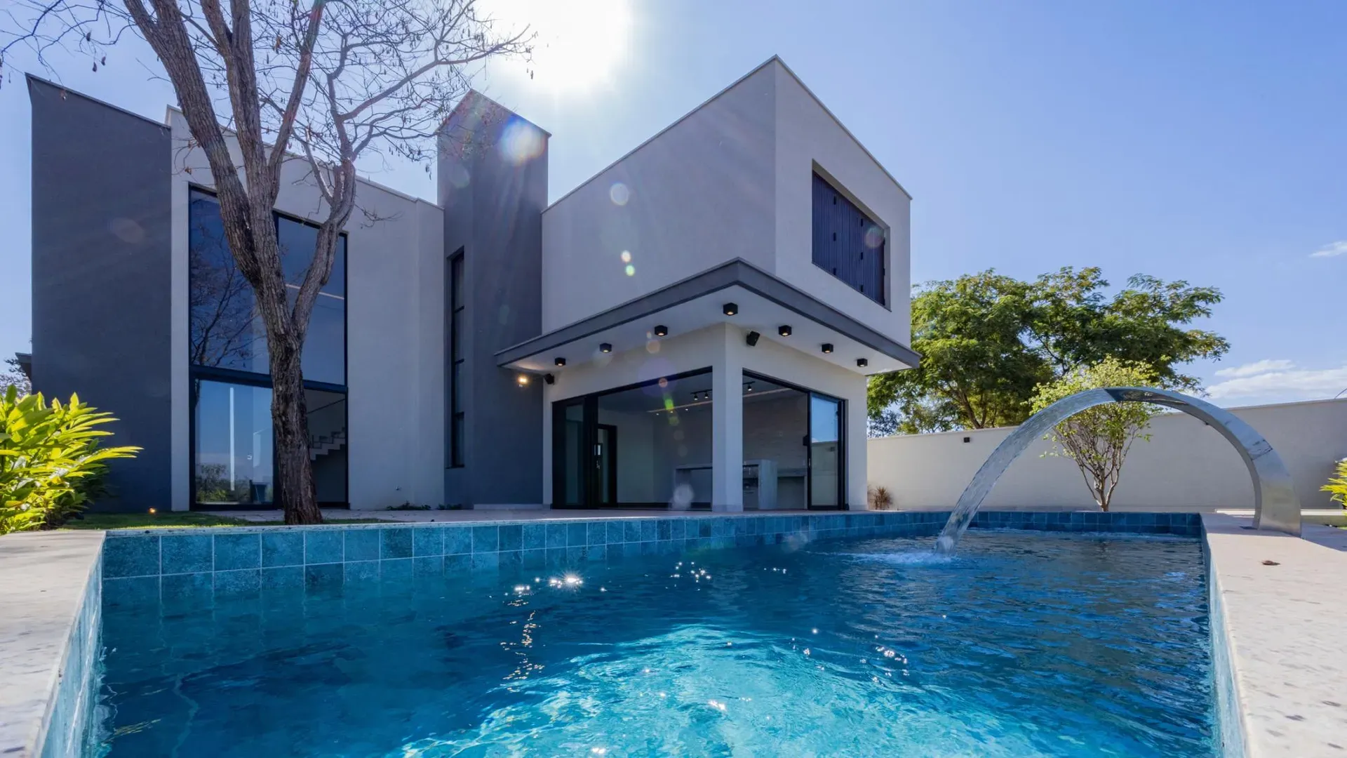 Sobrado com 382 m² Construídos e Diferenciais Surpreendentes - Imagem 39