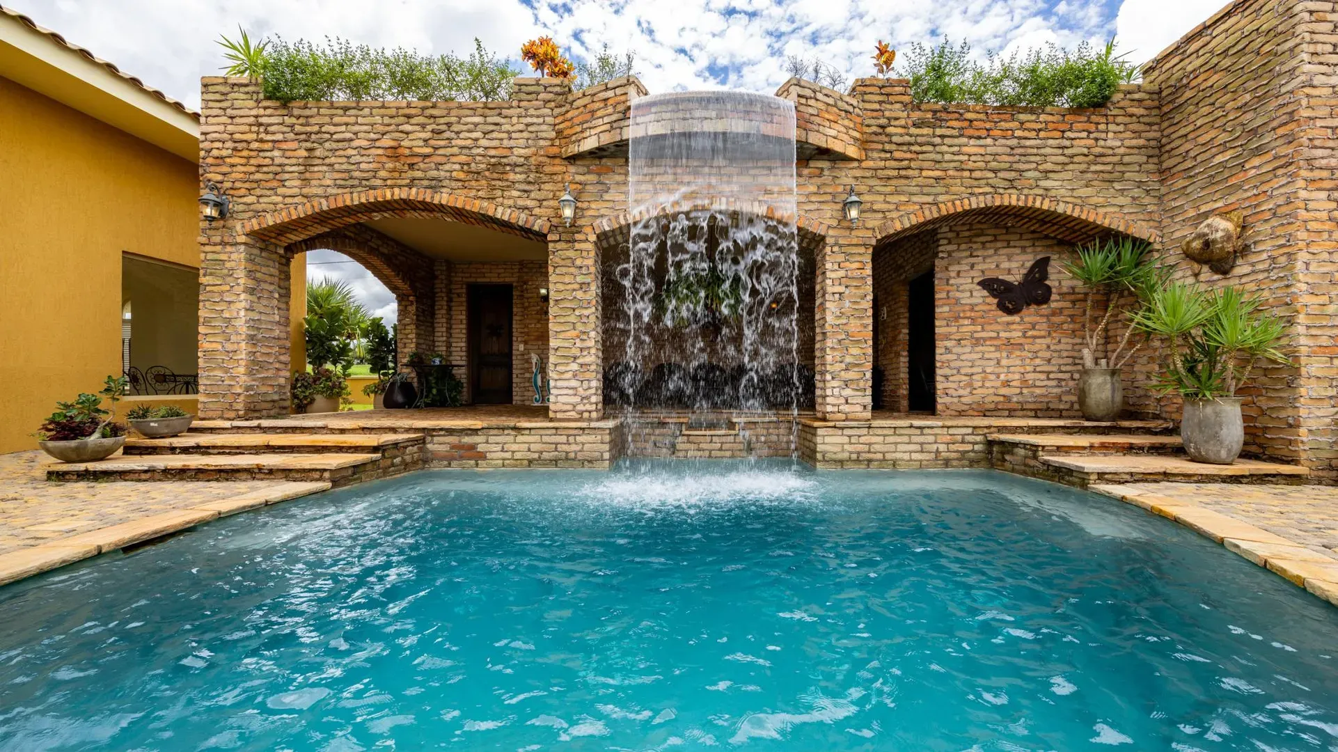 Casa com 4 Suítes e Lazer Completo em Hidrolândia - Imagem 42