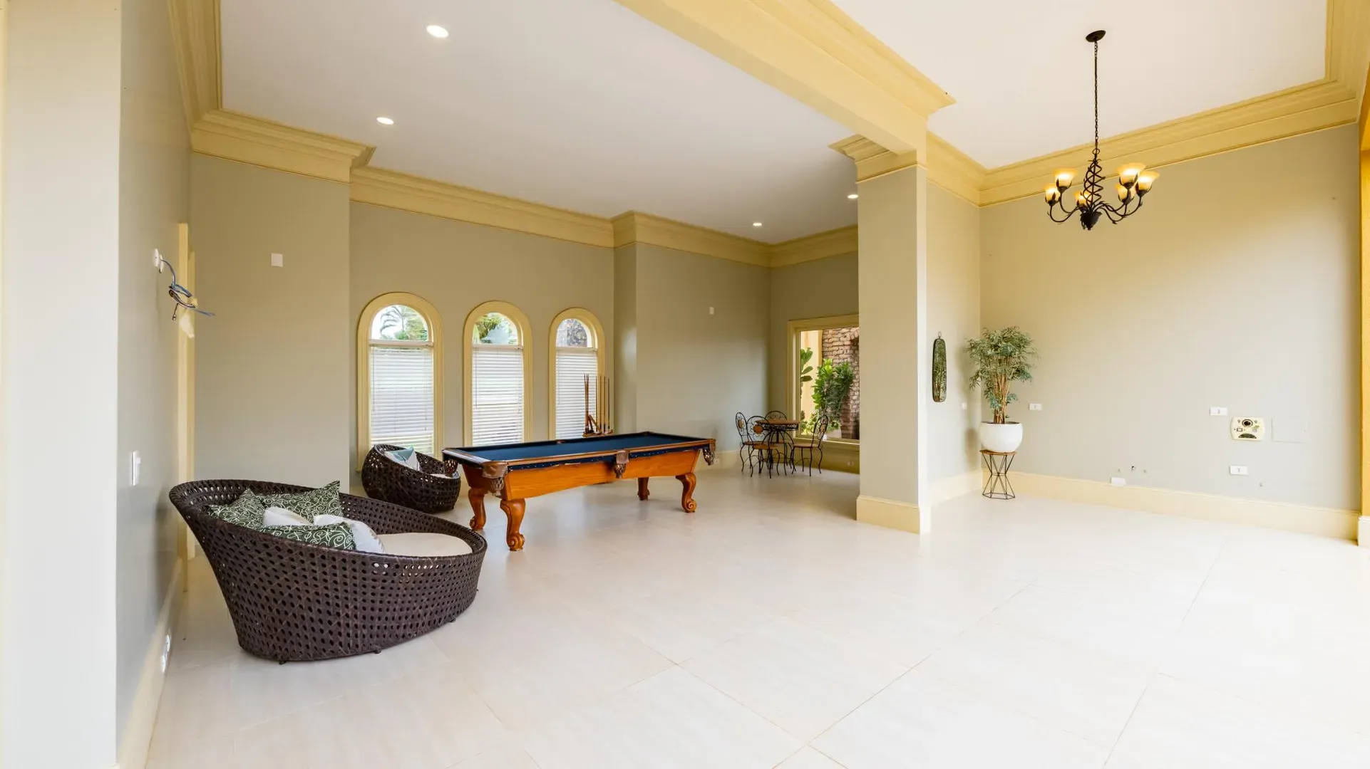 Casa com 4 Suítes e Lazer Completo em Hidrolândia - Imagem 48