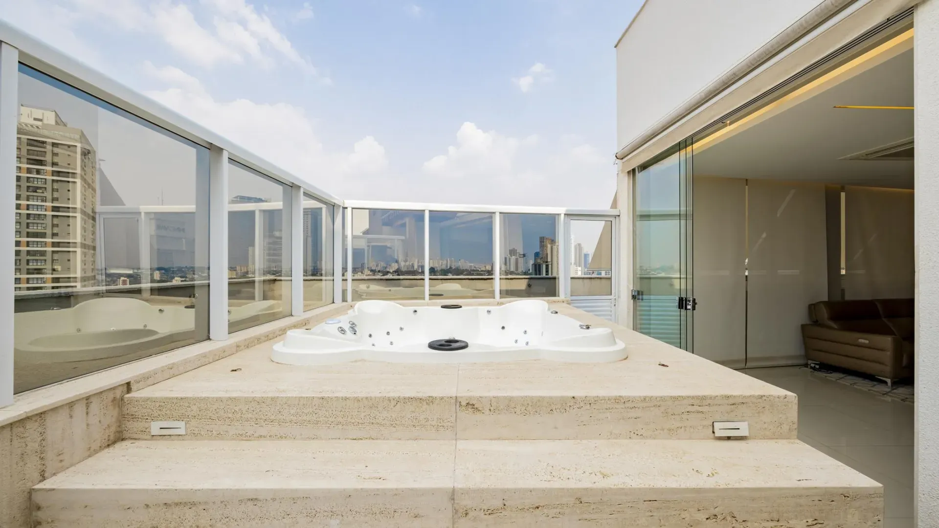 Cobertura de Luxo a Venda com 222 m2 no Setor Oeste, Próxima a Praça do Sol - Imagem 5