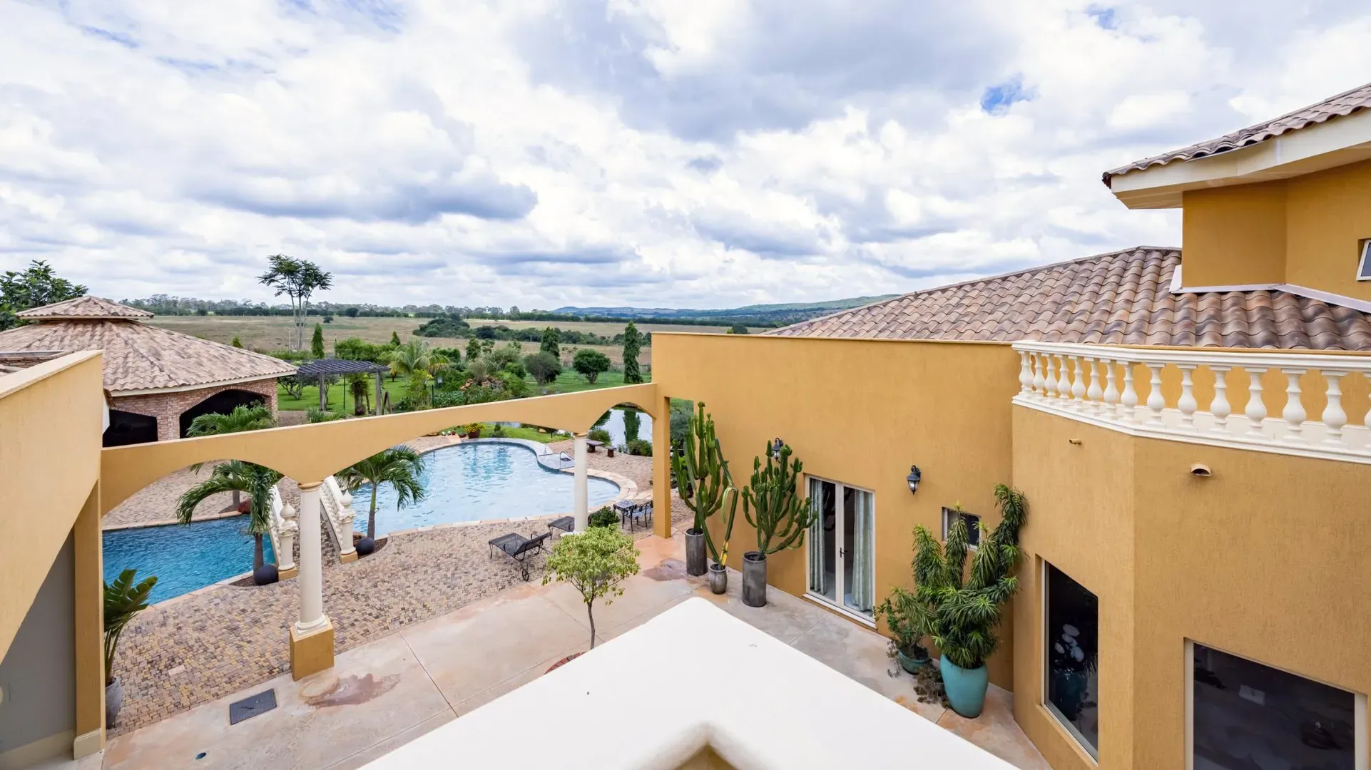 Casa com 4 Suítes e Lazer Completo em Hidrolândia - Imagem 51