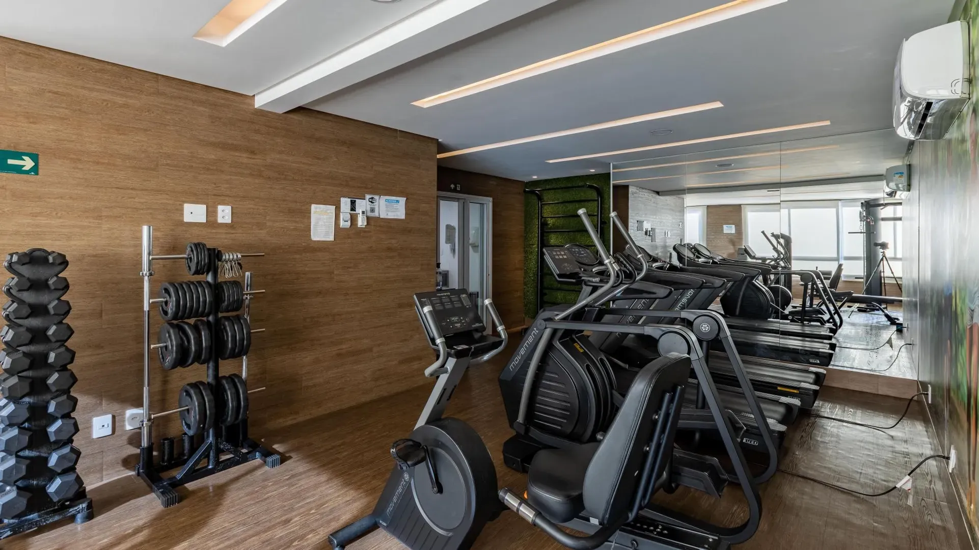 Apartamento à Venda Mobiliado , Residencial Monte Logan , com 4 Suítes no Setor Bueno - Imagem 56