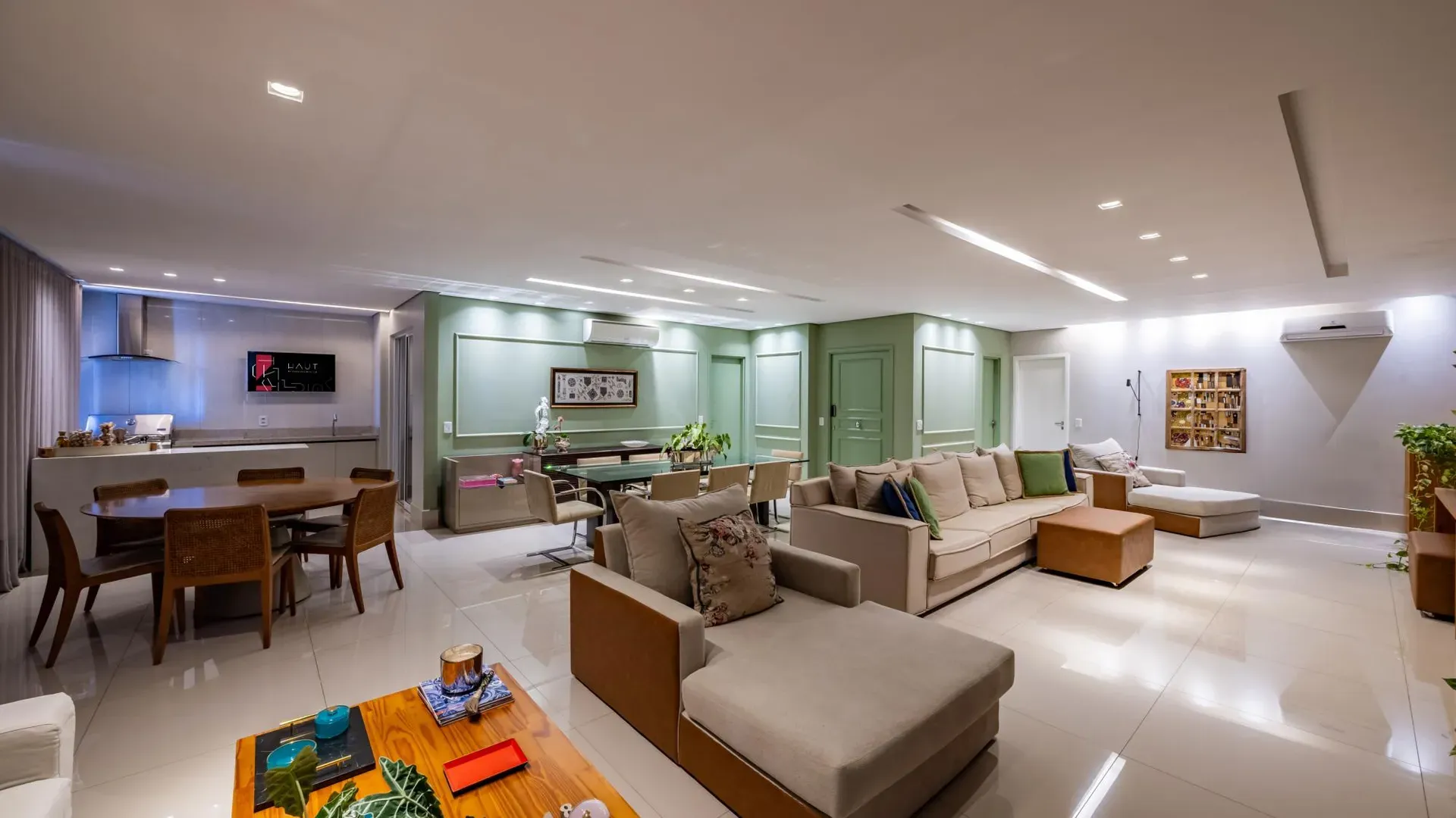 Apartamento à Venda no Areião Park , com 3 Suítes no Setor Marista - Imagem 7