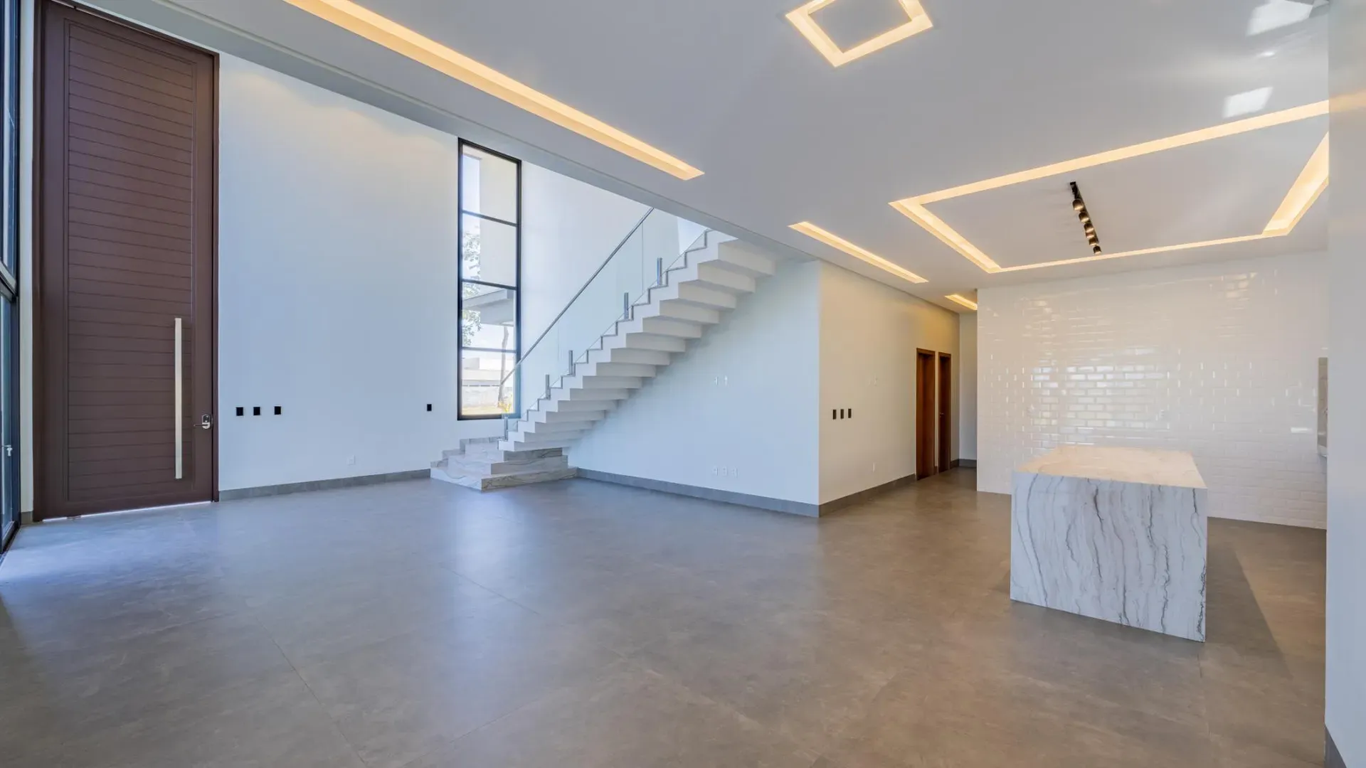 Sobrado com 382 m² Construídos e Diferenciais Surpreendentes - Imagem 8