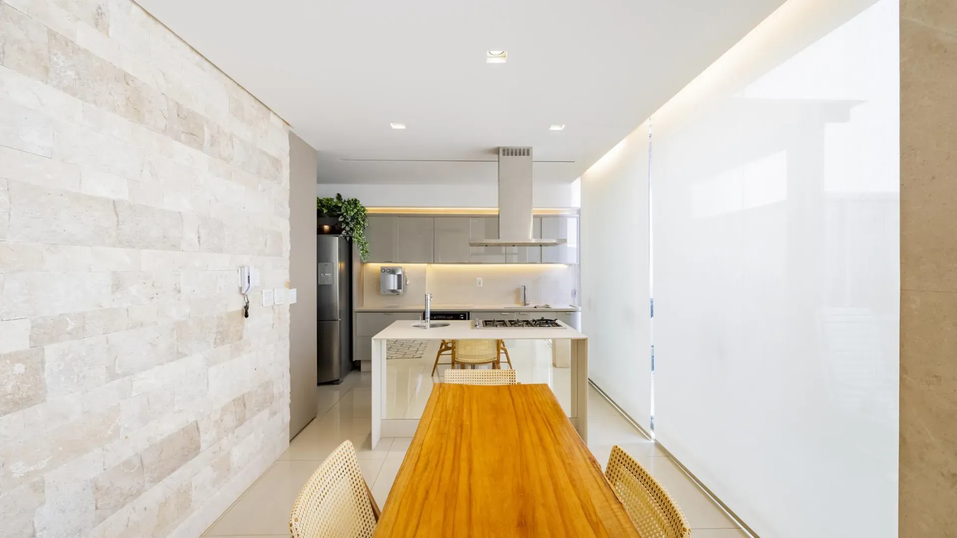 Cobertura de Luxo a Venda com 222 m2 no Setor Oeste, Próxima a Praça do Sol - Imagem 9