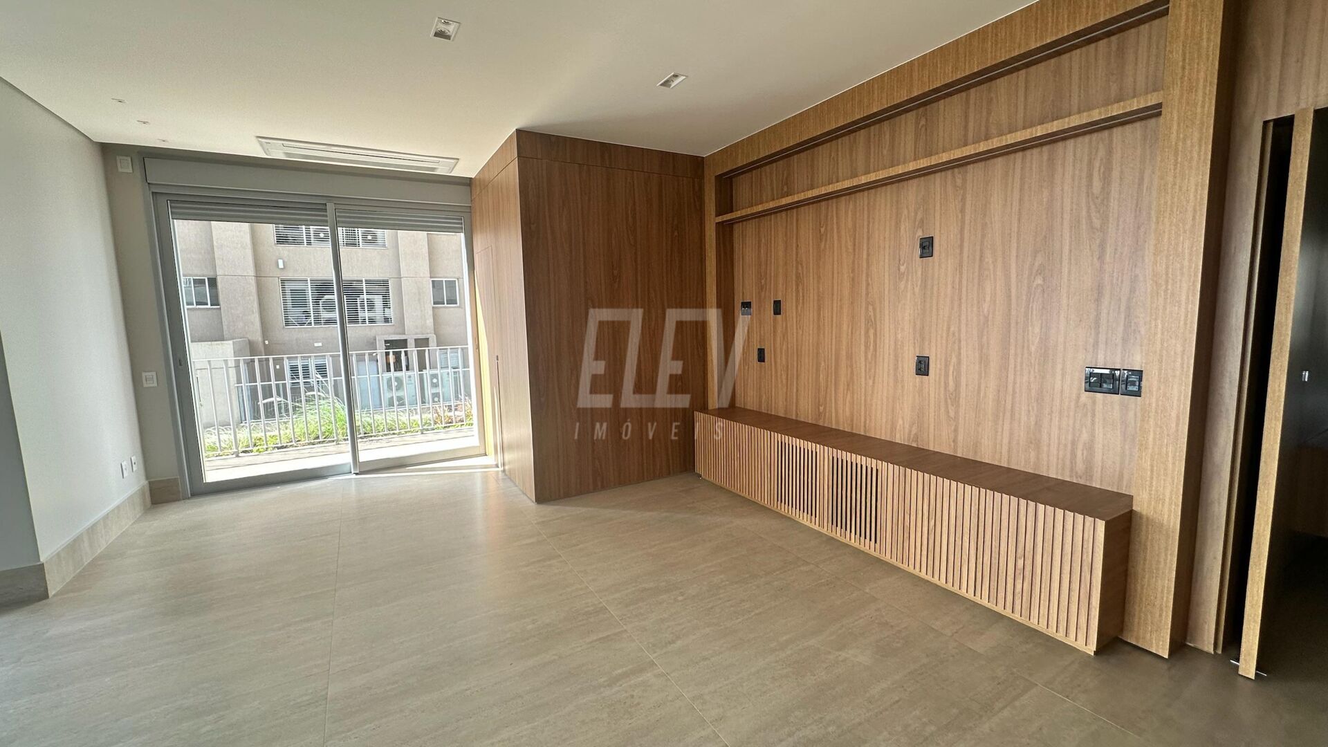 Epic City Home - Imagem 9