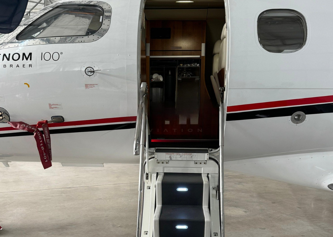 EMBRAER PHENOM 100 2009 - Imagem 2