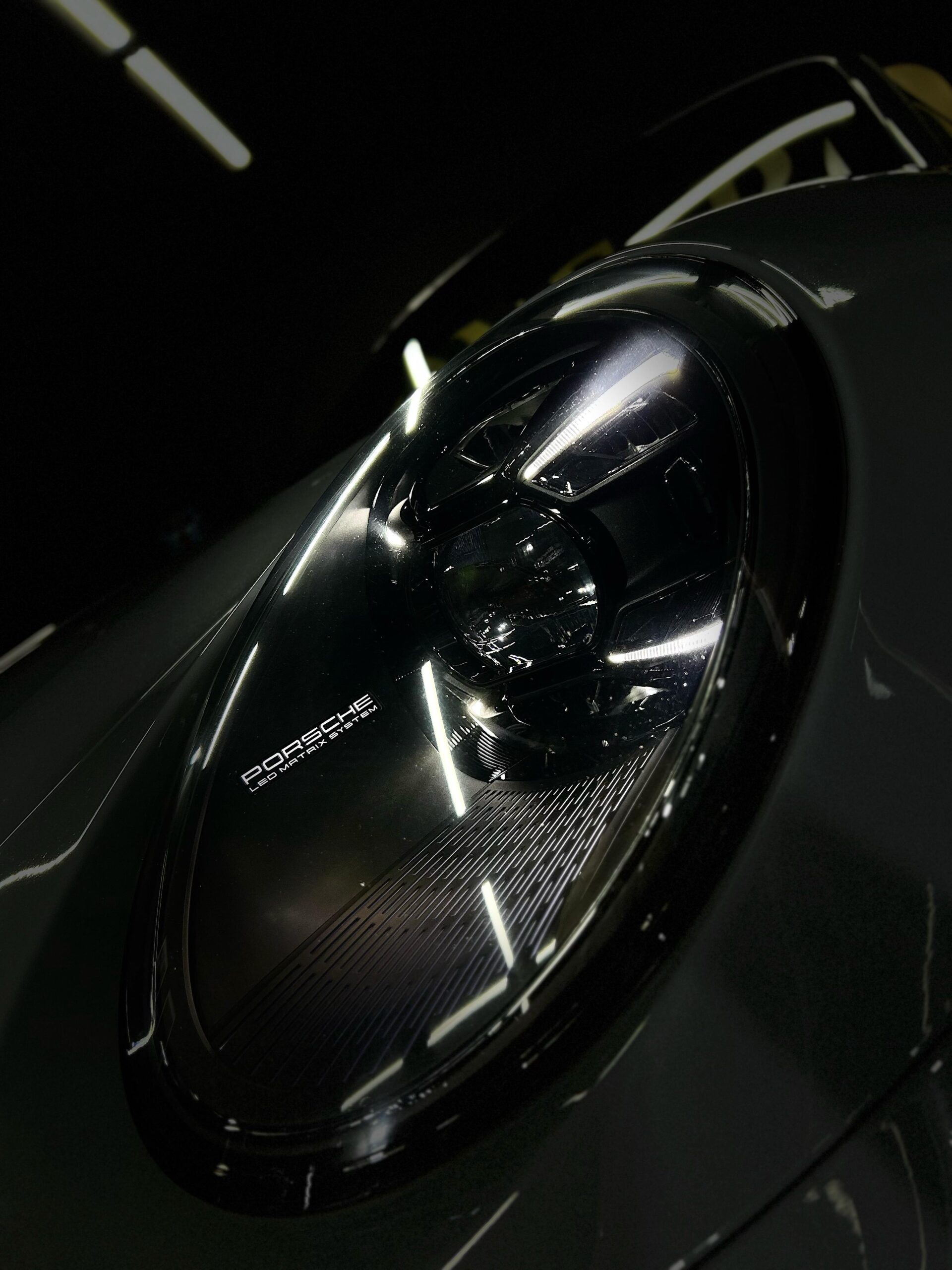 PORSCHE 911 CABRIO GTS 2023 - Imagem 27