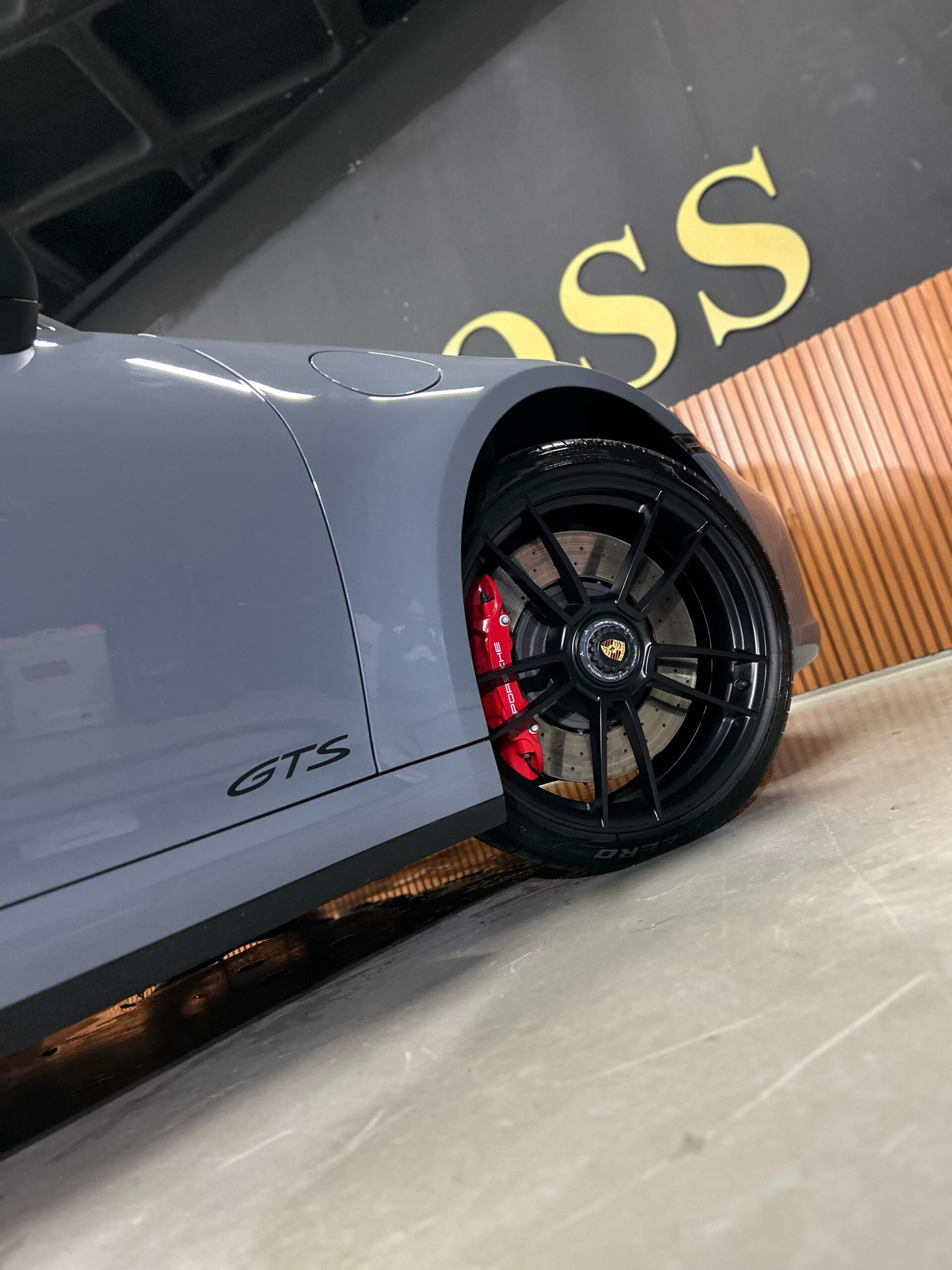 PORSCHE 911 CABRIO GTS 2023 - Imagem 22