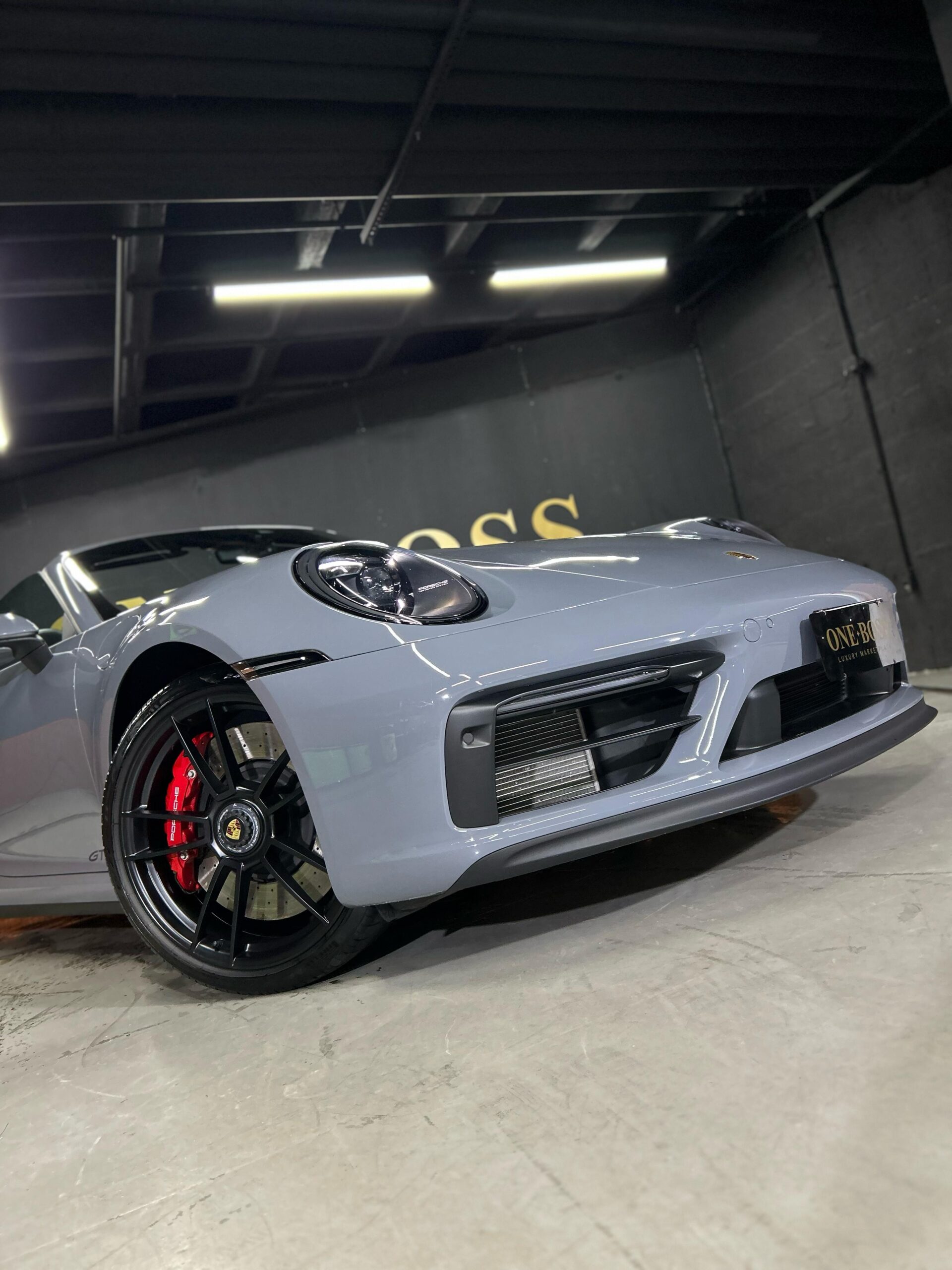 PORSCHE 911 CABRIO GTS 2023 - Imagem 21