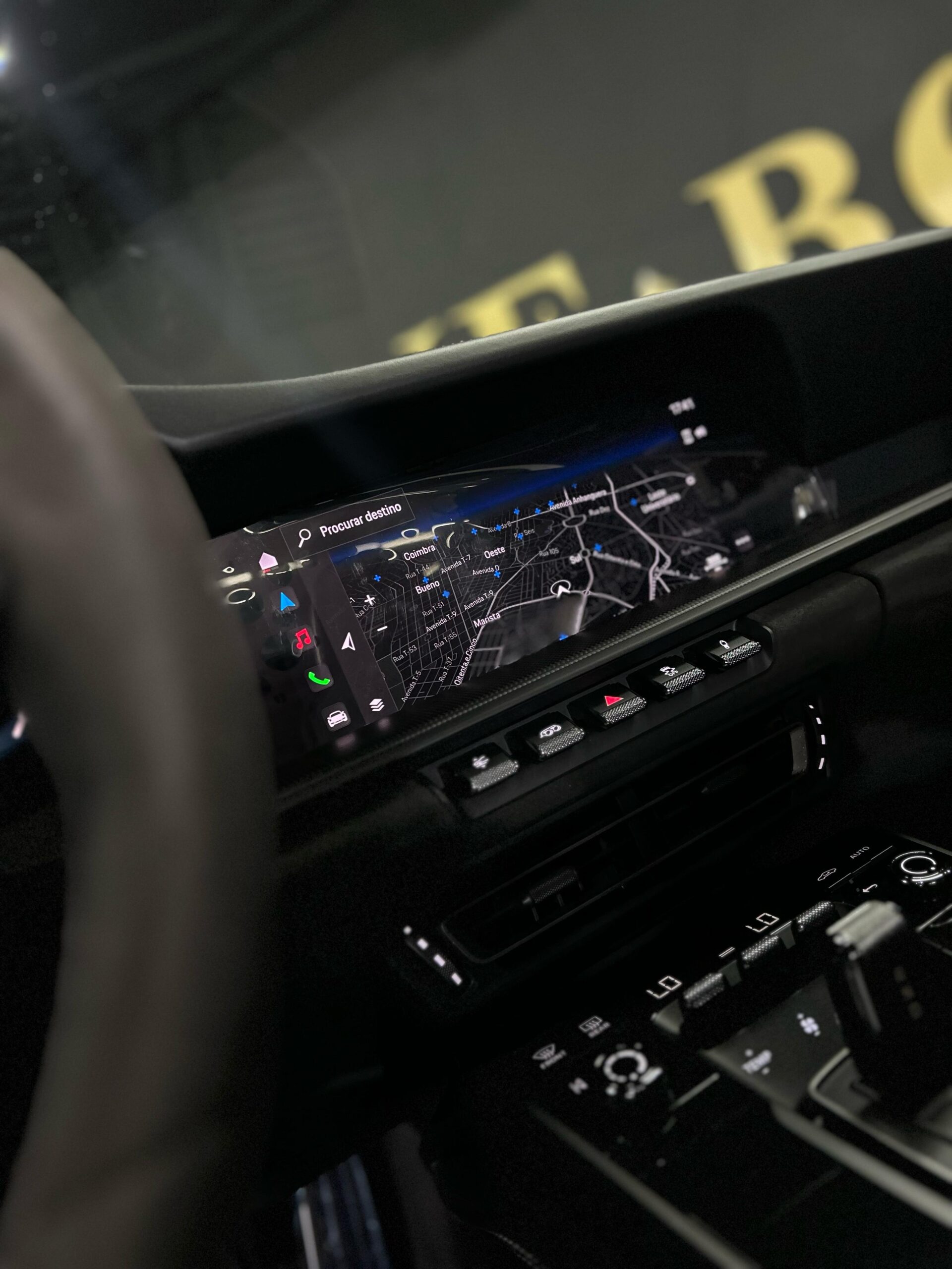 PORSCHE 911 CABRIO GTS 2023 - Imagem 16