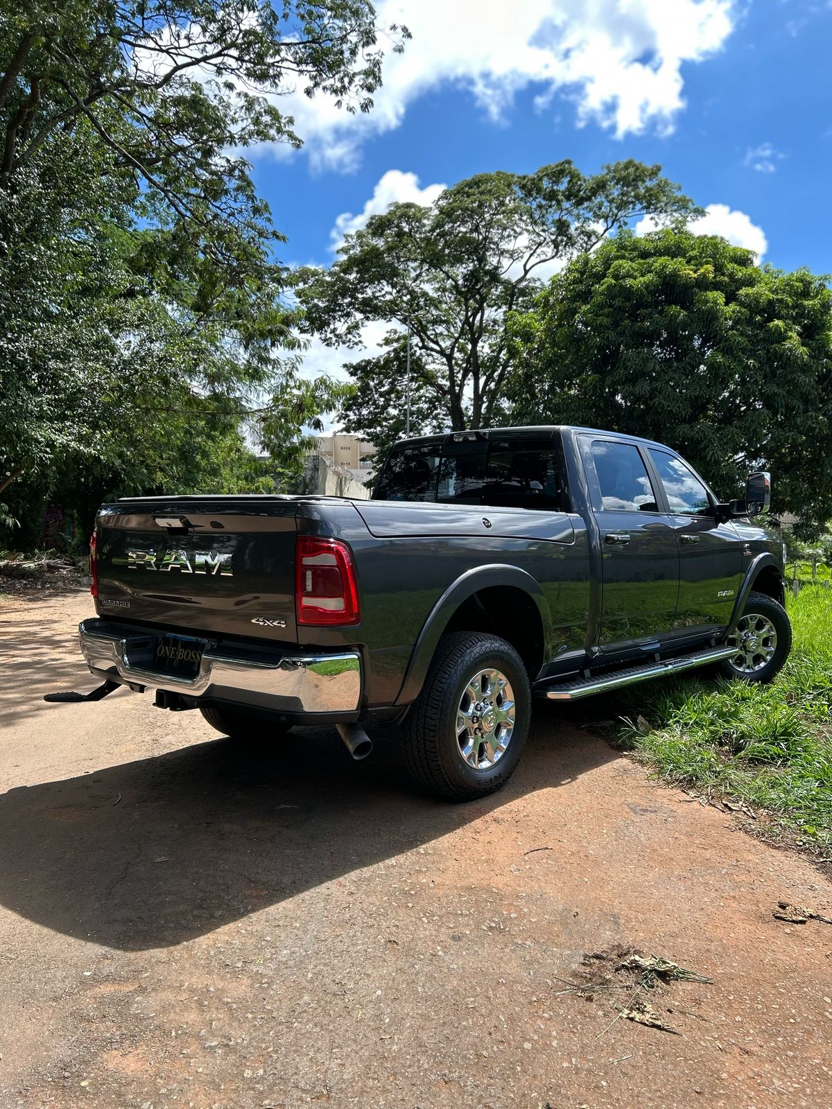 RAM 3500 6.7 I6 TURBO DIESEL LARAMIE CD 4X4 AUTOMÁTICO 2022 - Imagem 15
