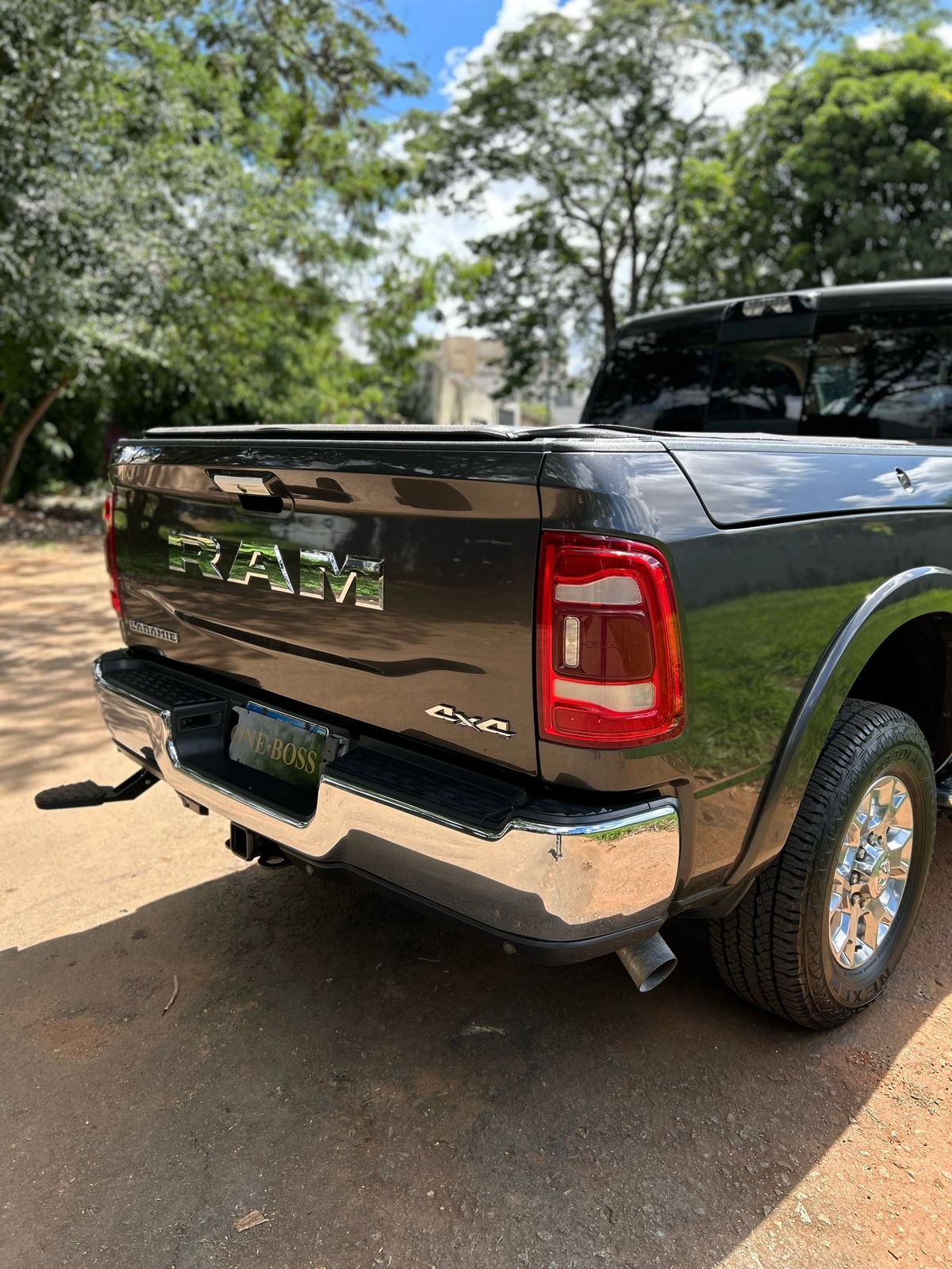 RAM 3500 6.7 I6 TURBO DIESEL LARAMIE CD 4X4 AUTOMÁTICO 2022 - Imagem 14