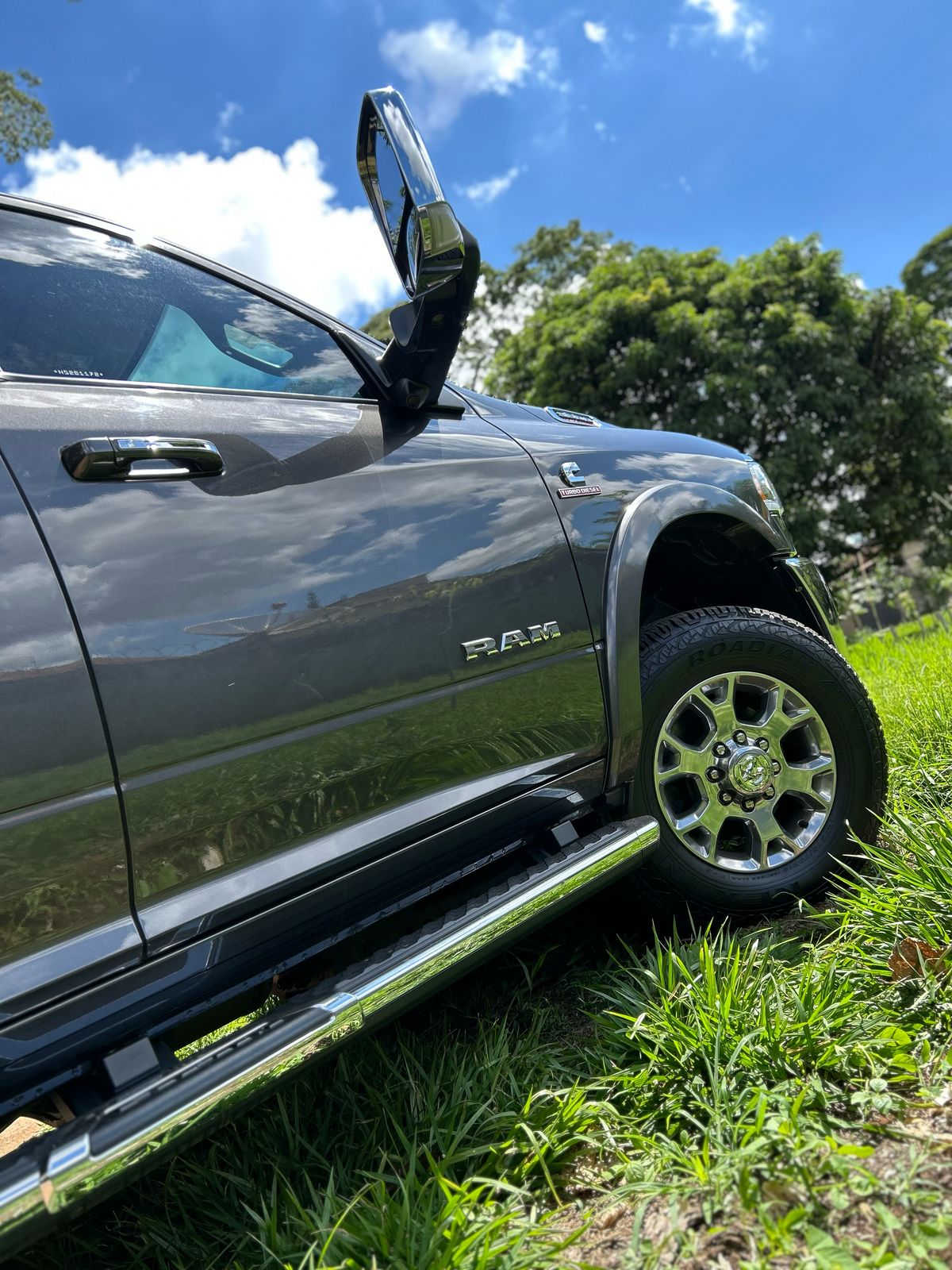 RAM 3500 6.7 I6 TURBO DIESEL LARAMIE CD 4X4 AUTOMÁTICO 2022 - Imagem 22