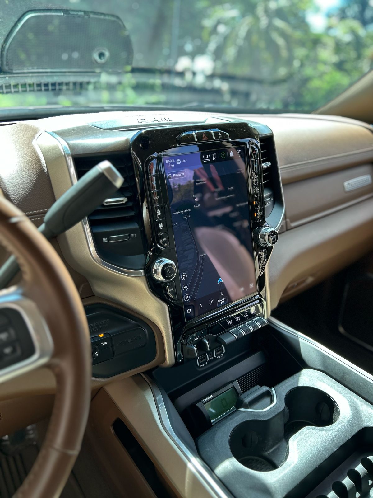 RAM 3500 6.7 I6 TURBO DIESEL LARAMIE CD 4X4 AUTOMÁTICO 2022 - Imagem 26