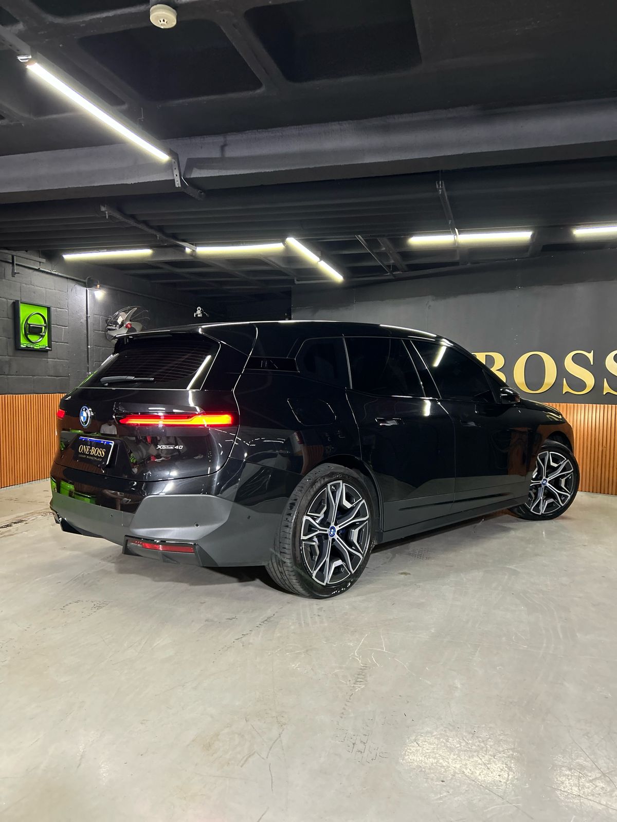 BMW IX40 2022 - Imagem 25