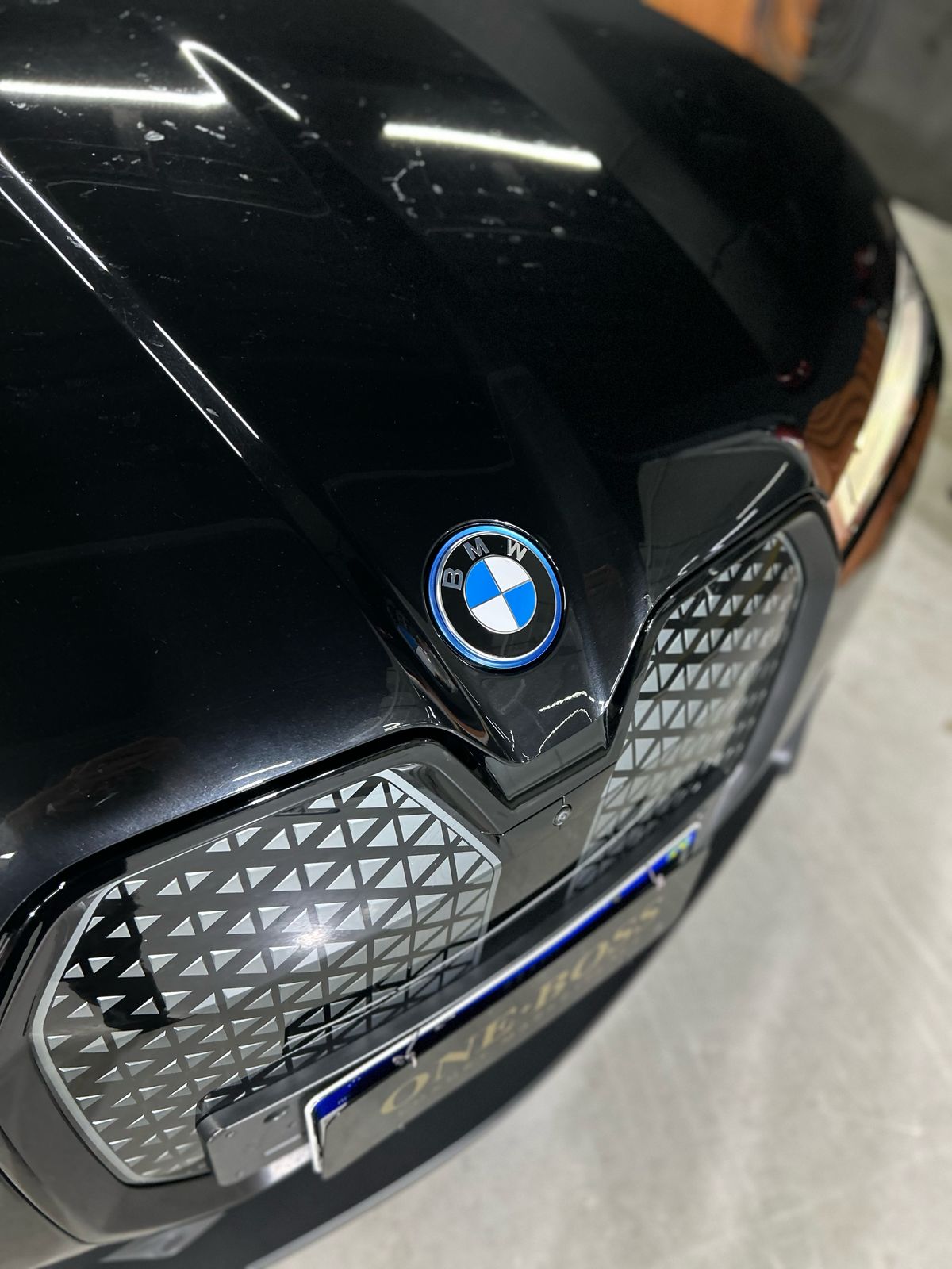 BMW IX40 2022 - Imagem 18