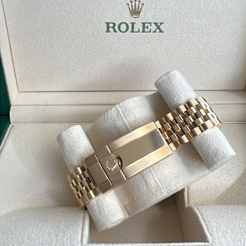 b2f826df-abdb-4e49-8aac-4504ce94659f