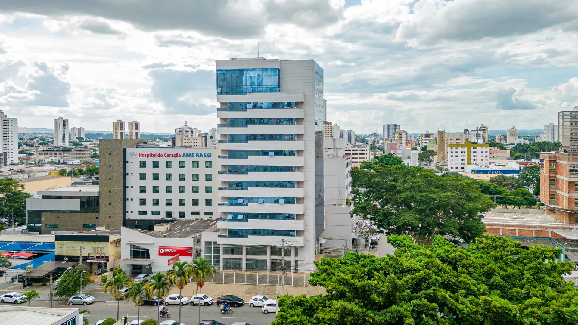 PRÉDIO COMERCIAL NOVO SETOR OESTE